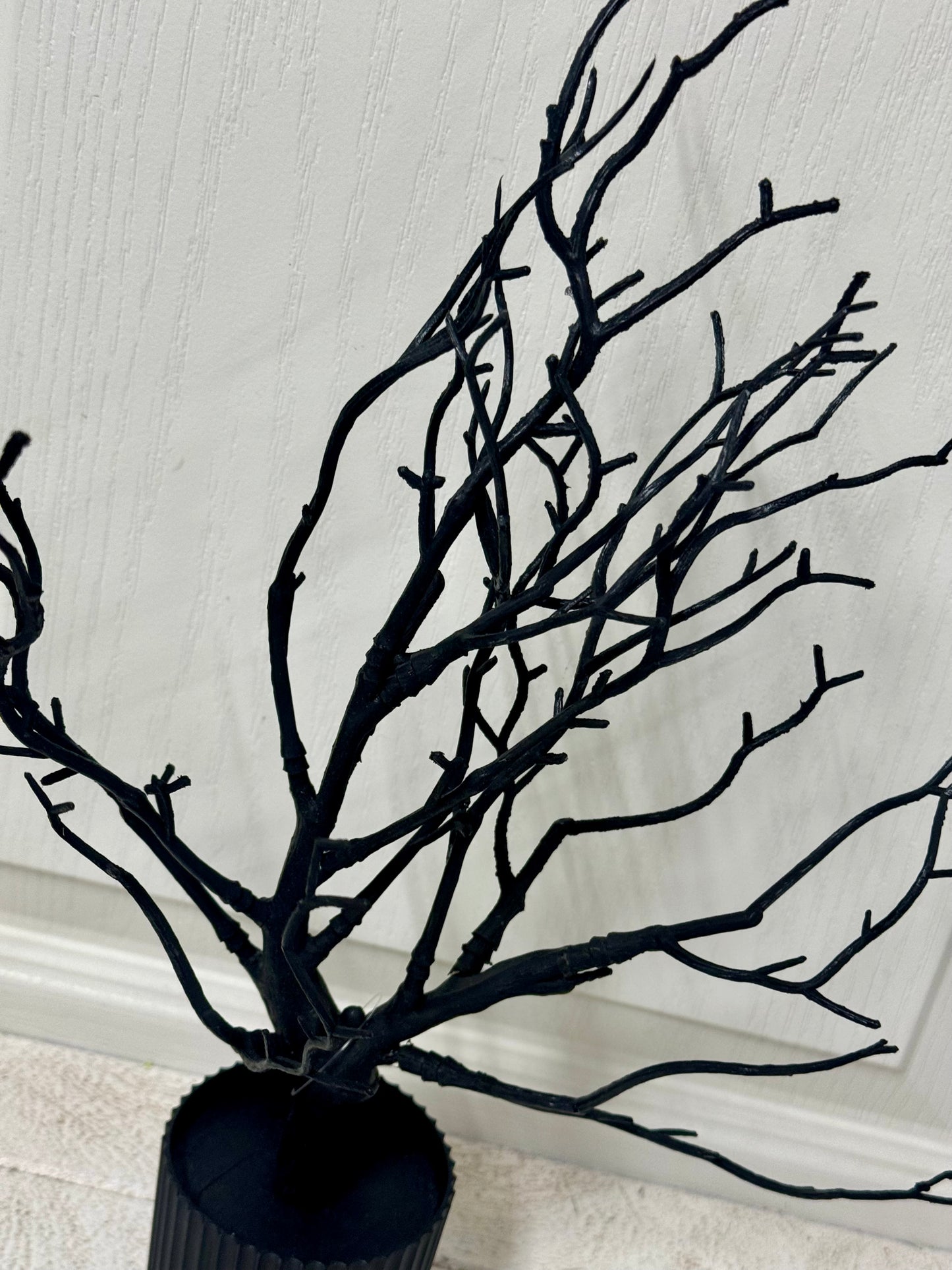 Black Halloween Tree