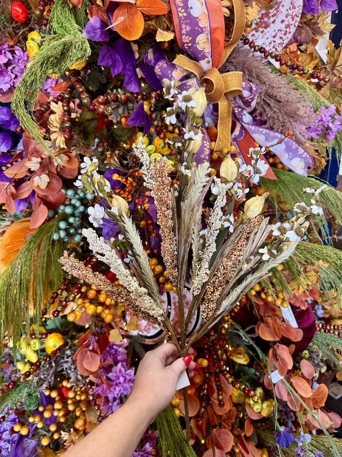 22 Inch Fall Wheat Laurent Daisy Bush