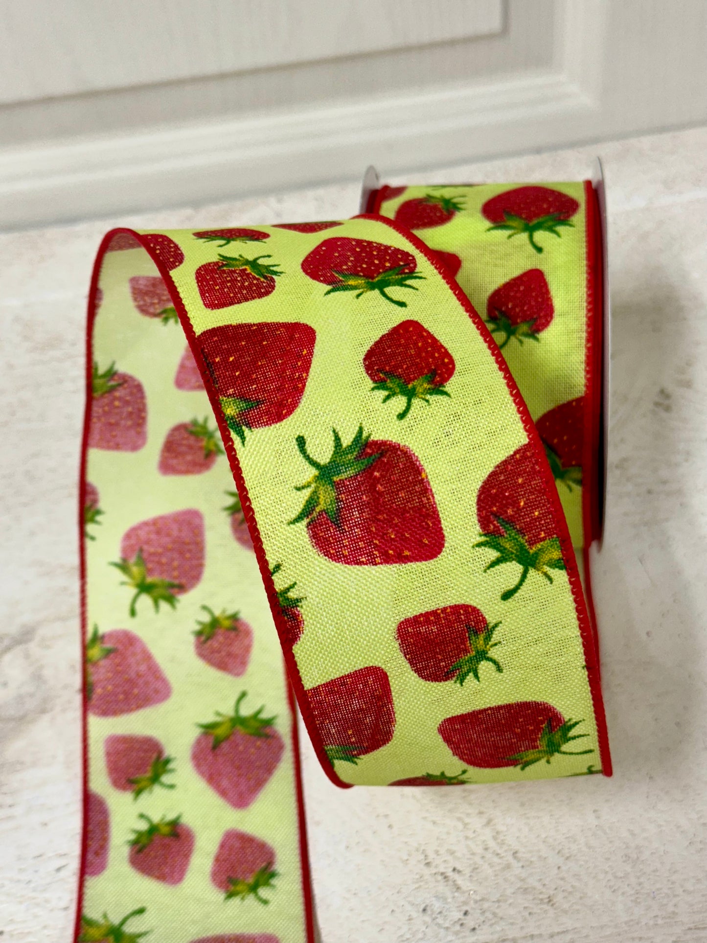 2.5 Inch By 10 Yard Red And Lime Strawberry Ribbon