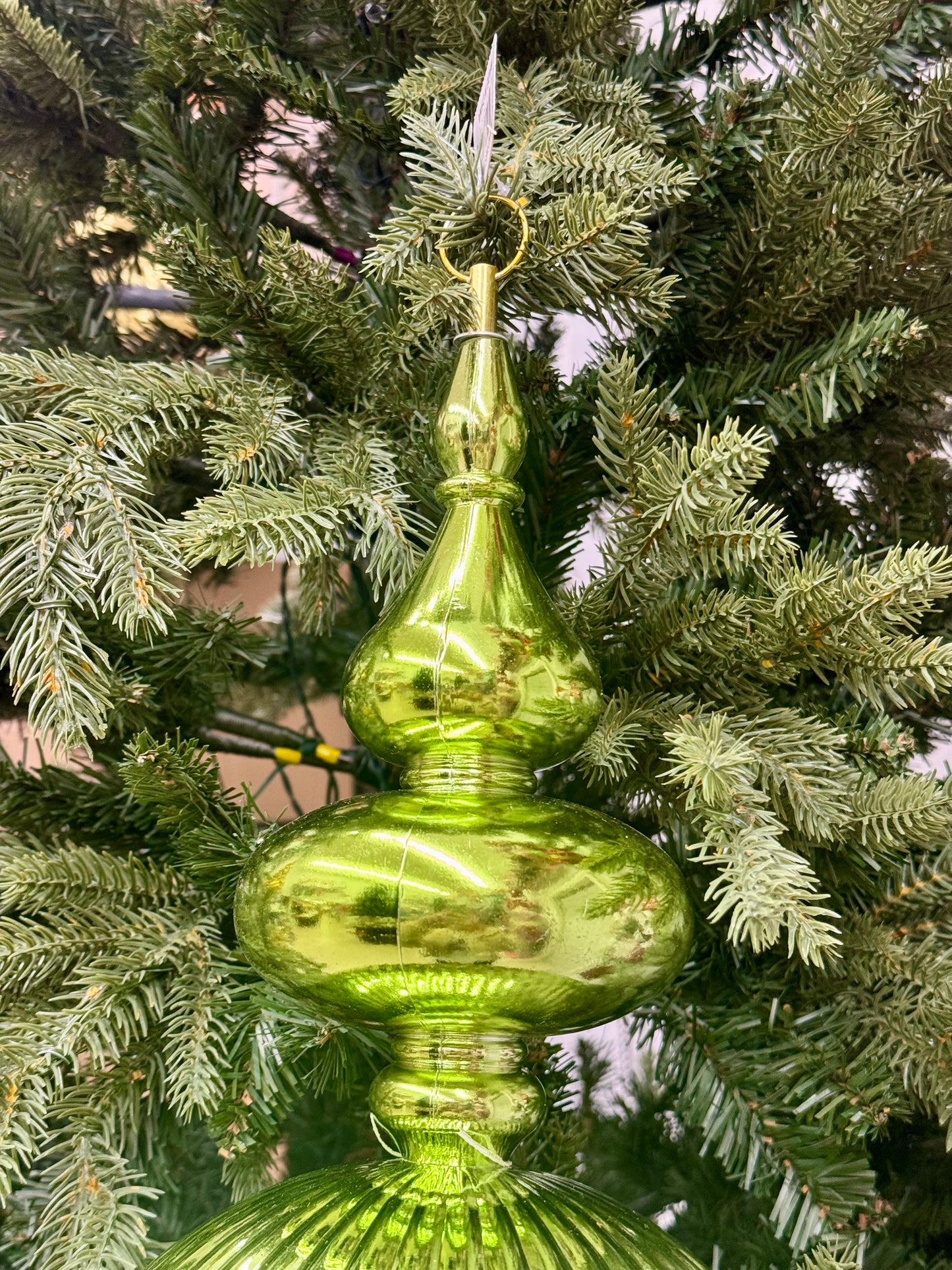 25.5 Inch Shiny Spearmint Finial Ornament