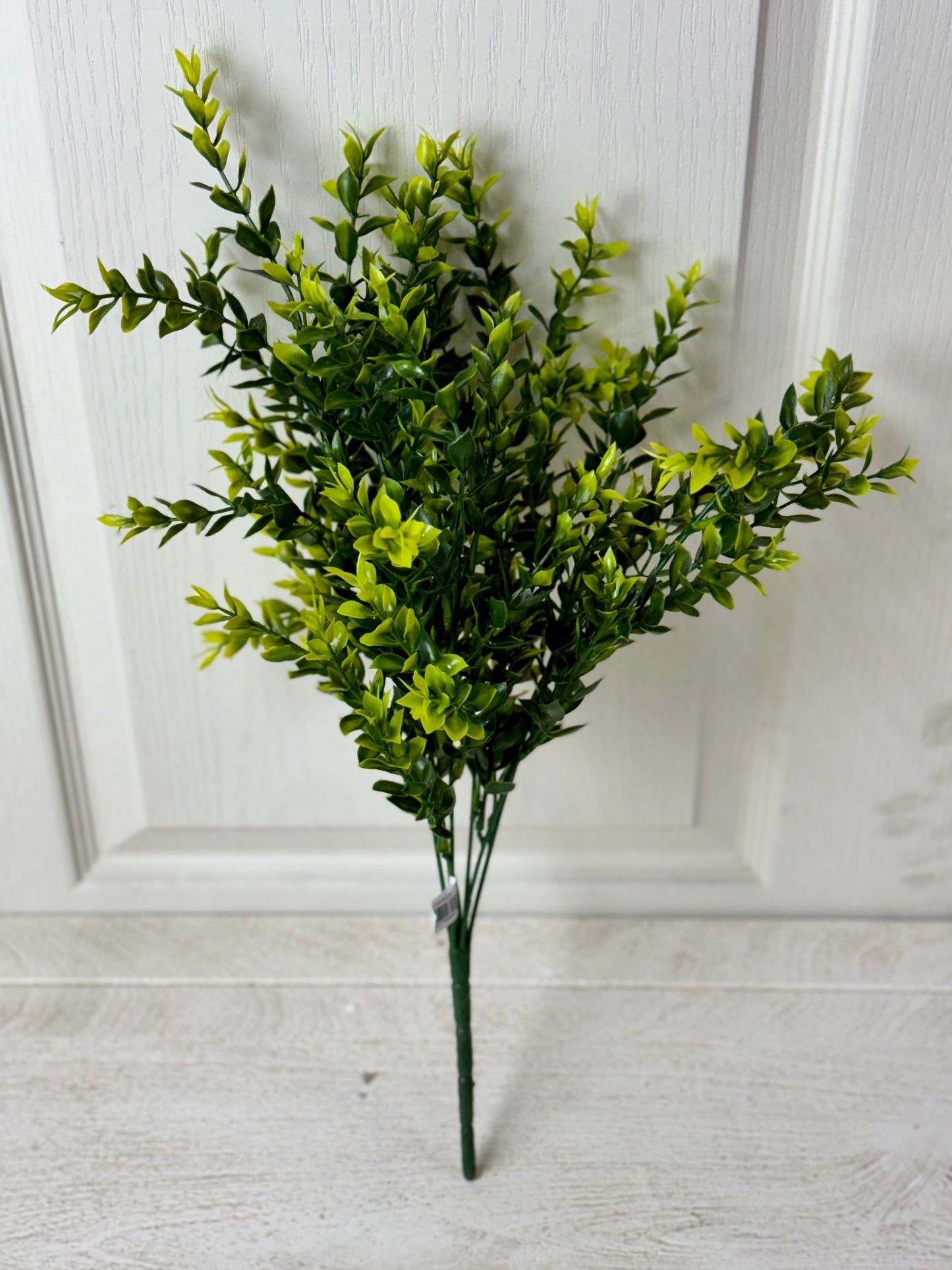 19.5 Inch Faux Boxwood Bush