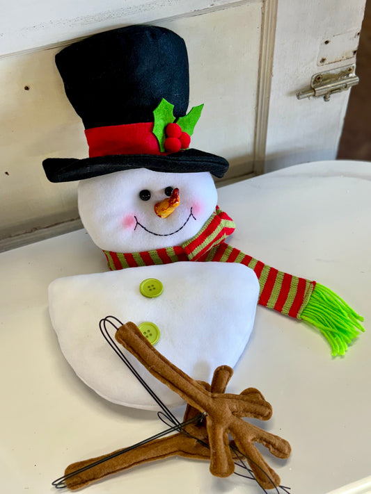 4 Piece Plush Snowman Wreath Kit