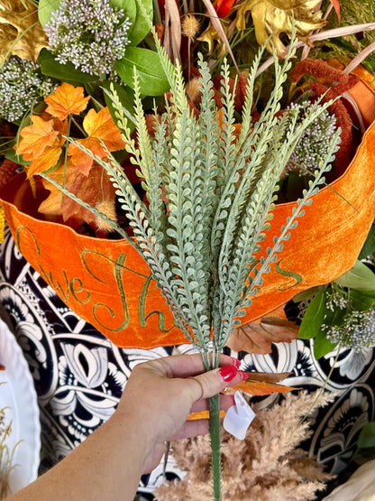 17.5 Inch TT Green Bead Grass Bush