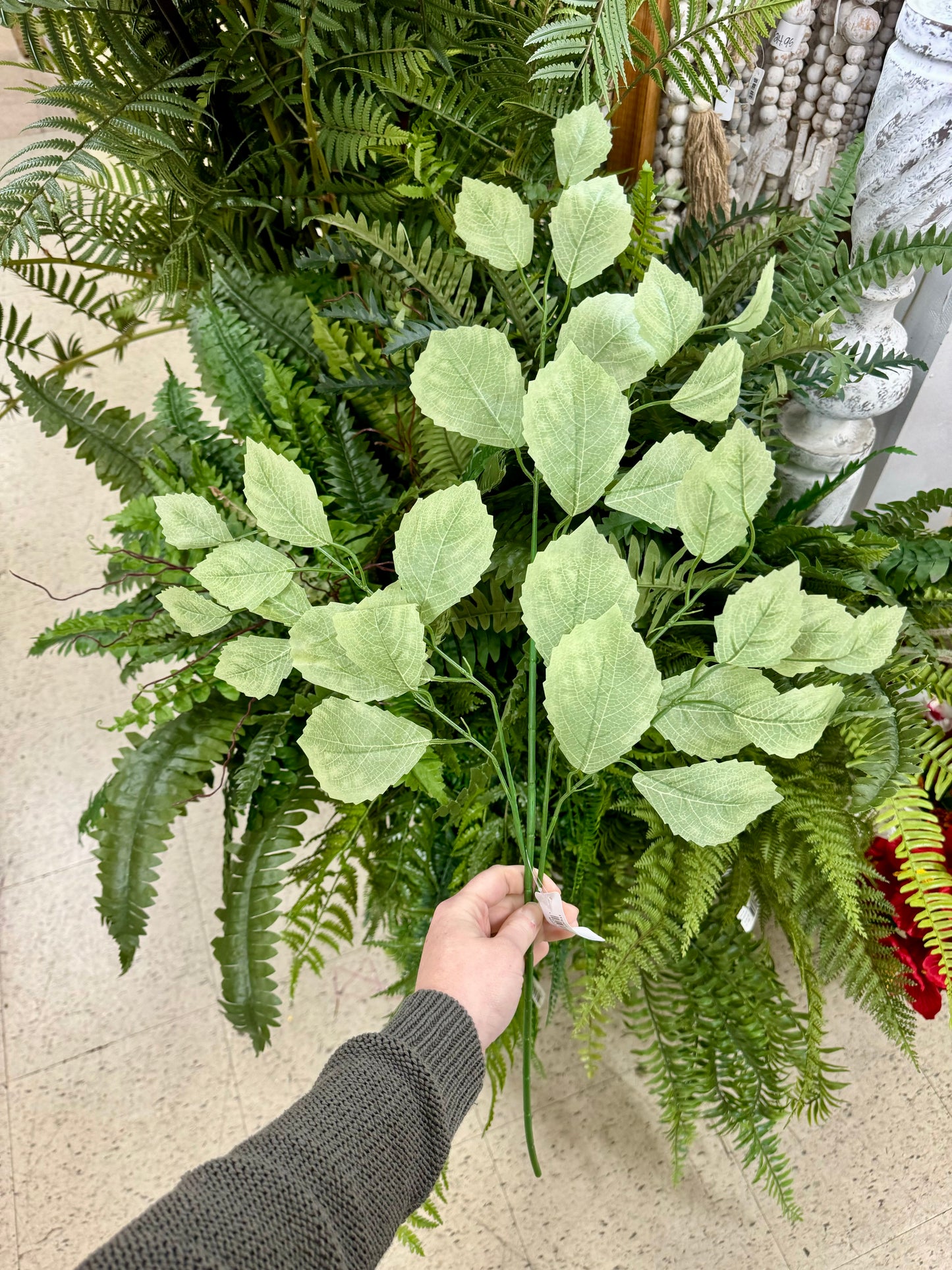 28 Inch Sage Green Rose Leaf Spray