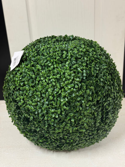 19 Inch Artificial Boxwood Topiary Ball