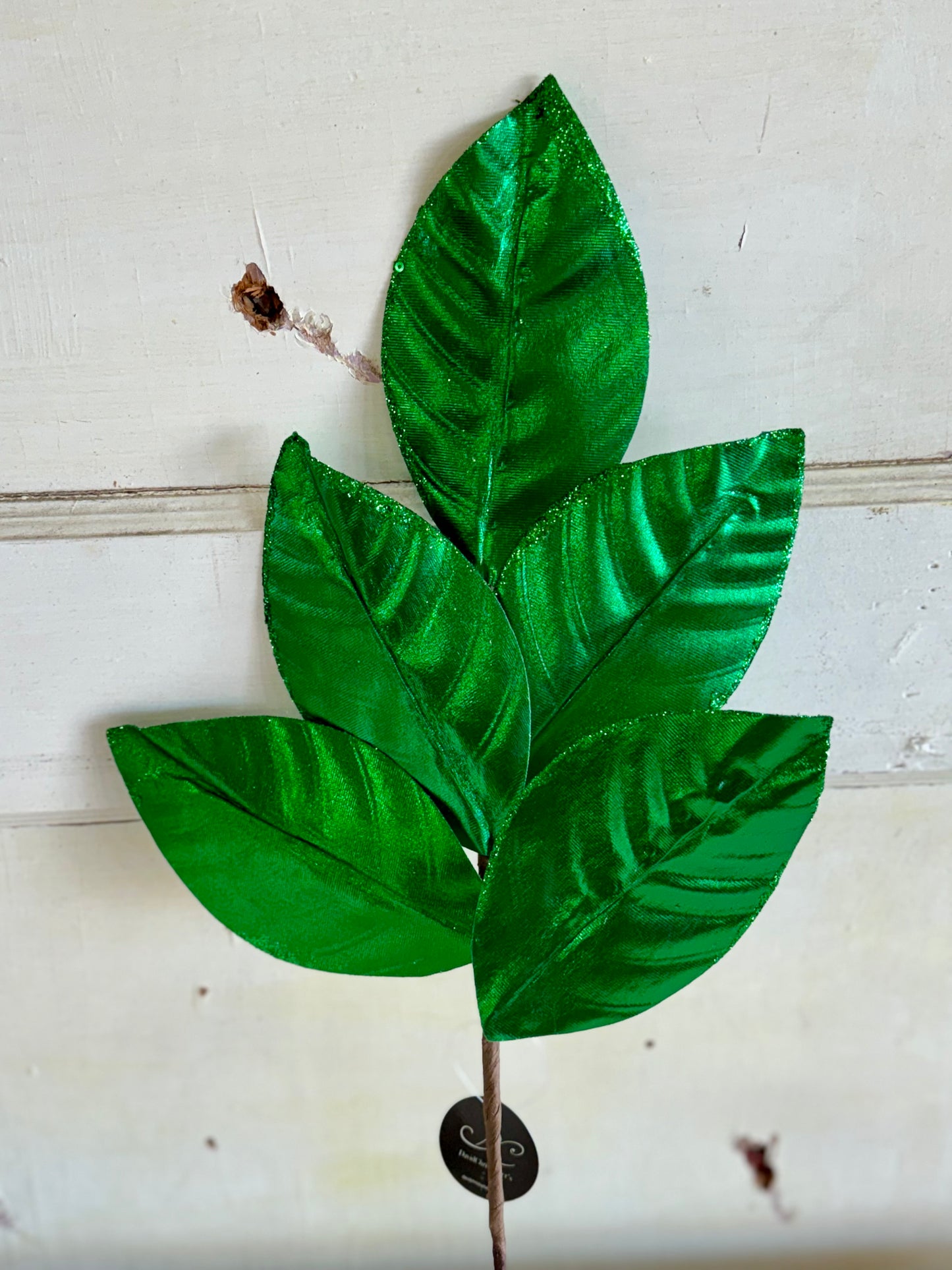 18.25 Inch Dark Green Magnolia Leaf Spray