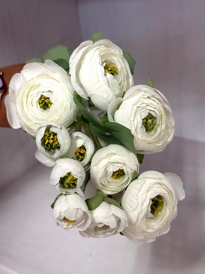 21.5 Inch White Ranunculus Spray