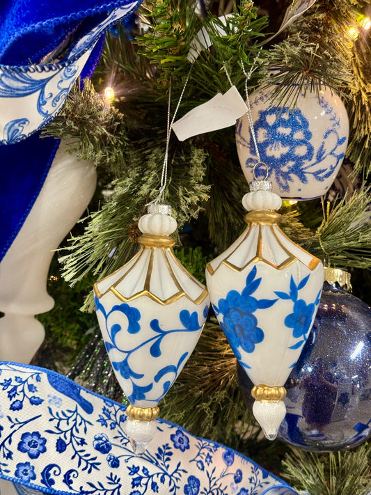 4.5 Inch White And Blue Floral Glass Finial Ornaments Two Styles