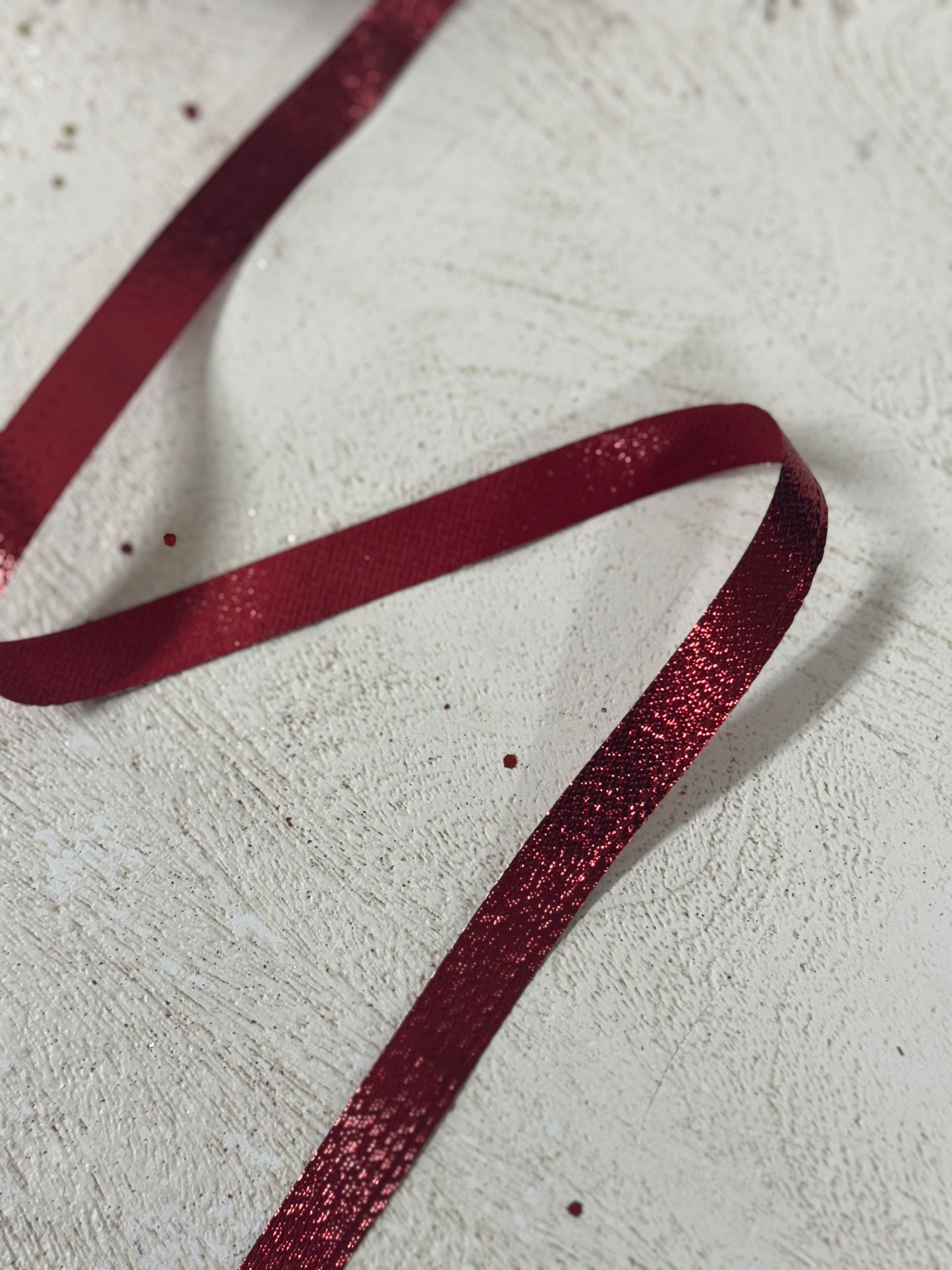 5/8 Inch By 10 Yard Red Metallic Ribbon