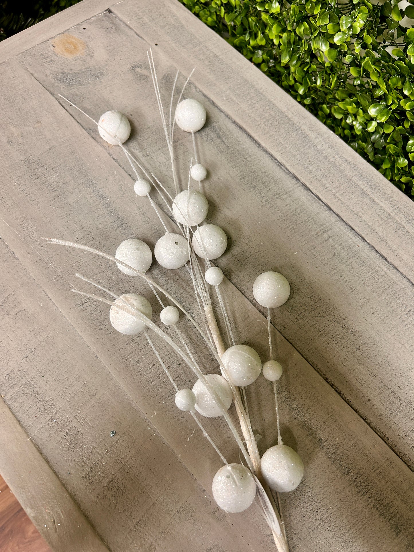 27 Inch White Mixed Size Glittered Ball Spray