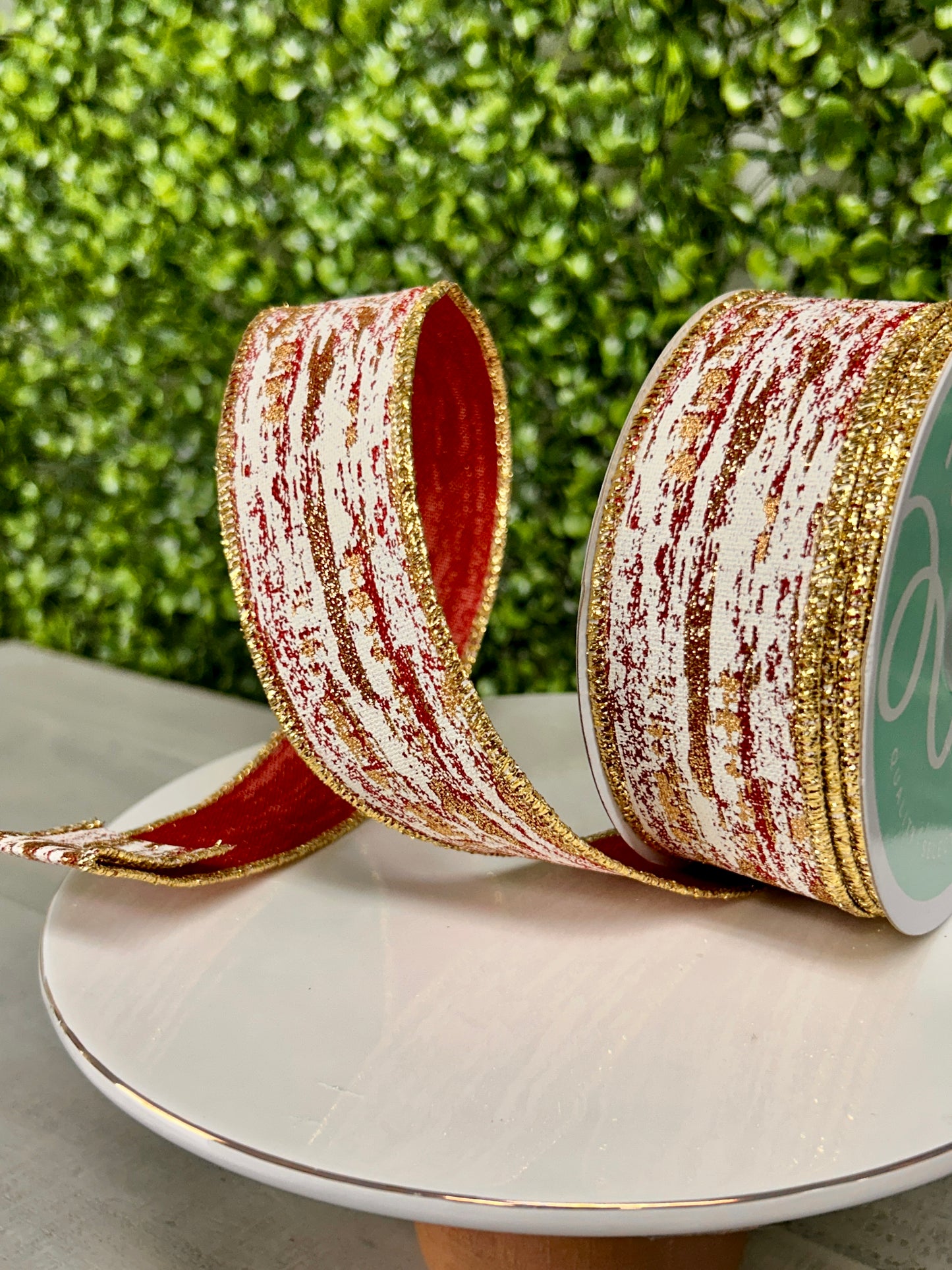 1.5 Inch By 10 Yard Cranberry Cream And Gold Glitter Metallic Streaks Ribbon