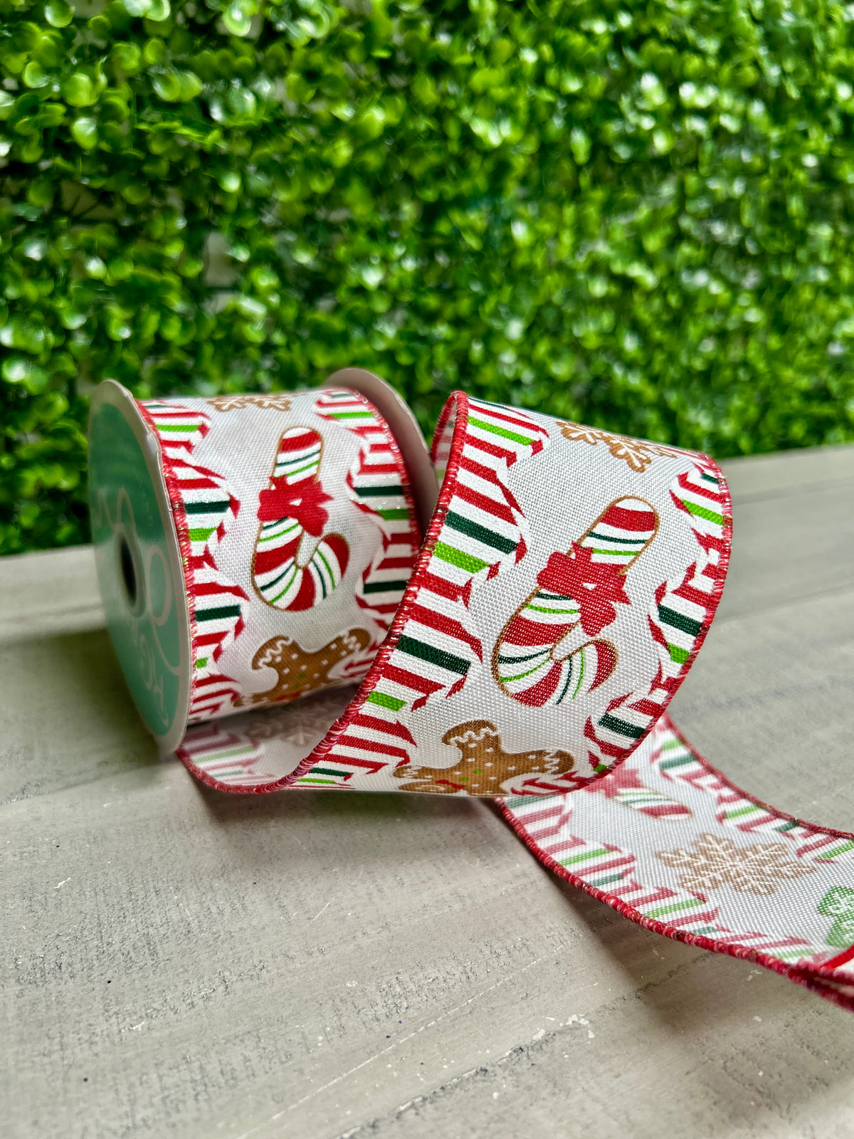 2.5 Inch By 10 Yard Gingerbread Candy Cookies And Trees Ribbon