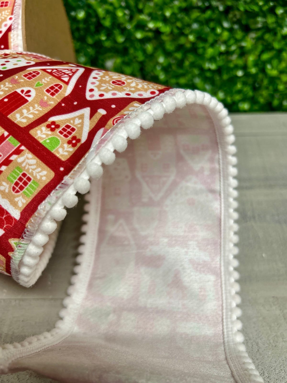 4 Inch By 10 Yard Gingerbread Houses On Red With White Backing Ribbon