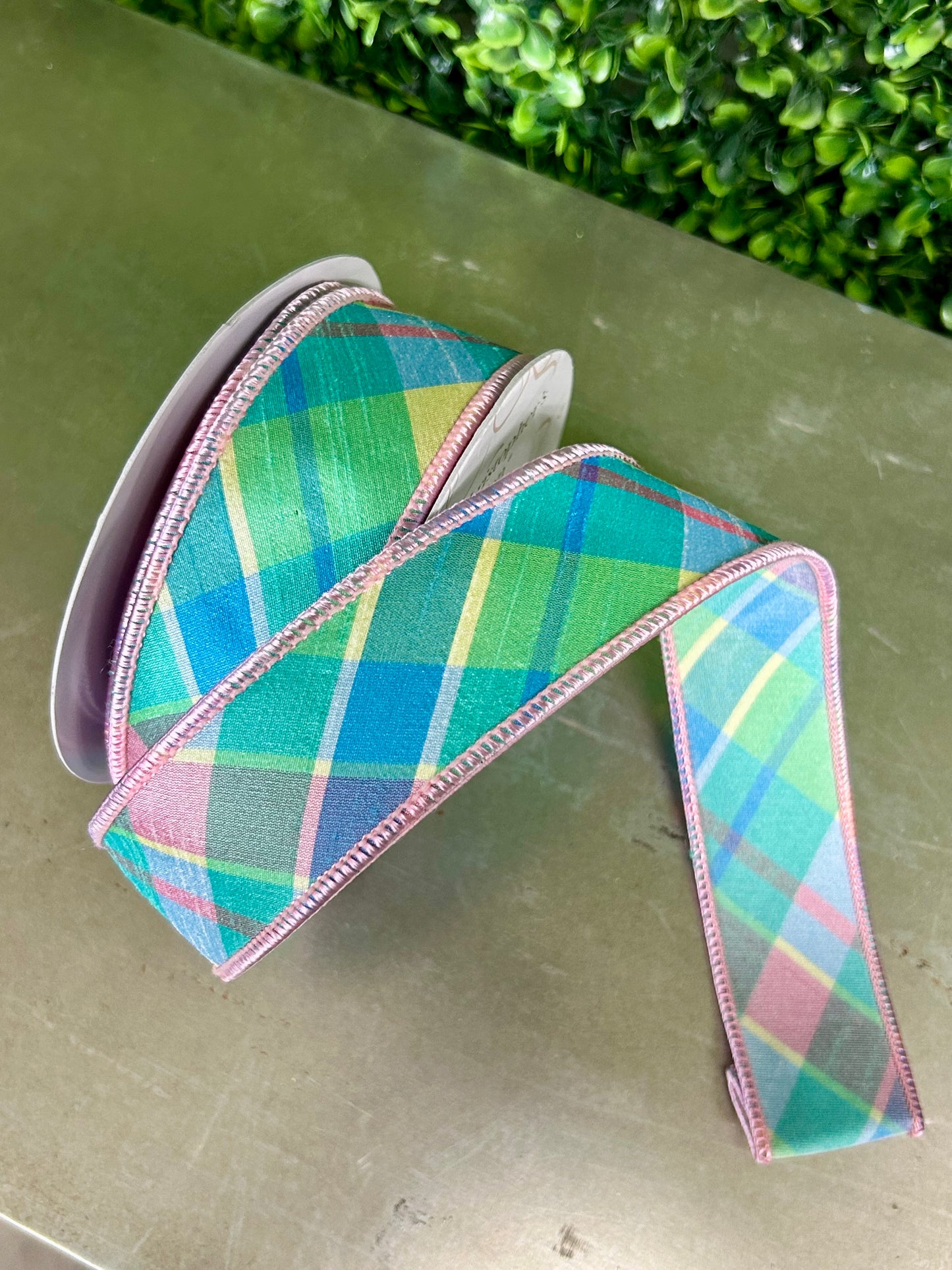 David Christopher 1.5 Inch By 10 Yard Blooming Garden Plaid Ribbon