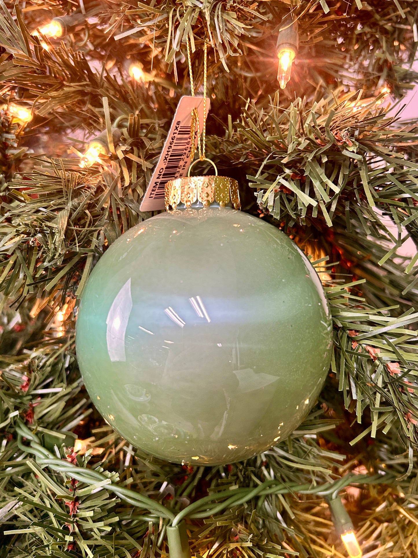 4 Inch Sage Green Lacquer Ornament Ball