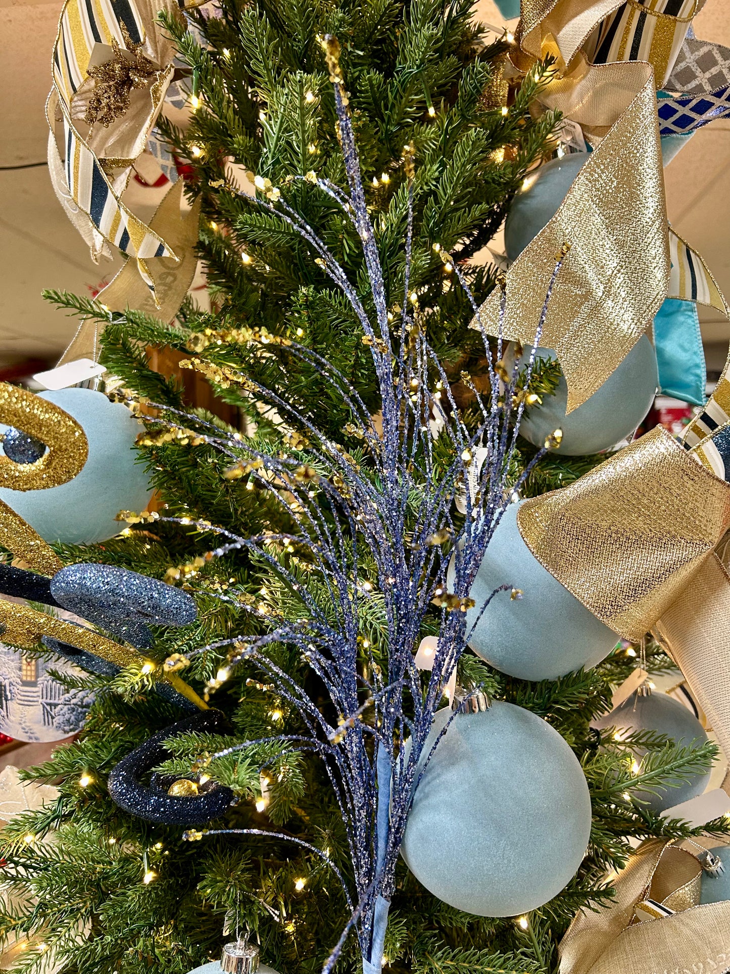 35 Inch Smoke Blue Glitter Fishline Spray