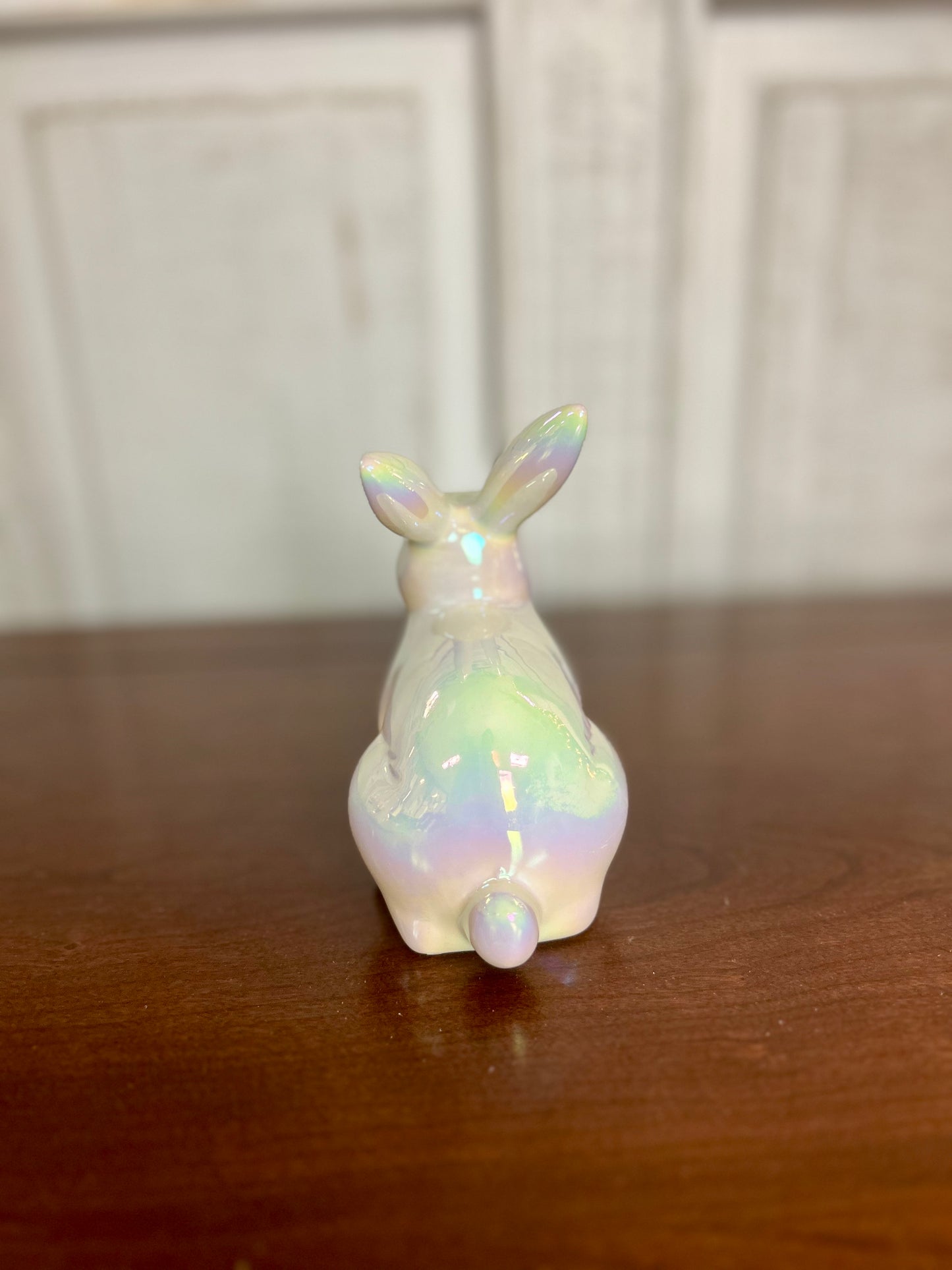 Sitting Pearlescent Bunny