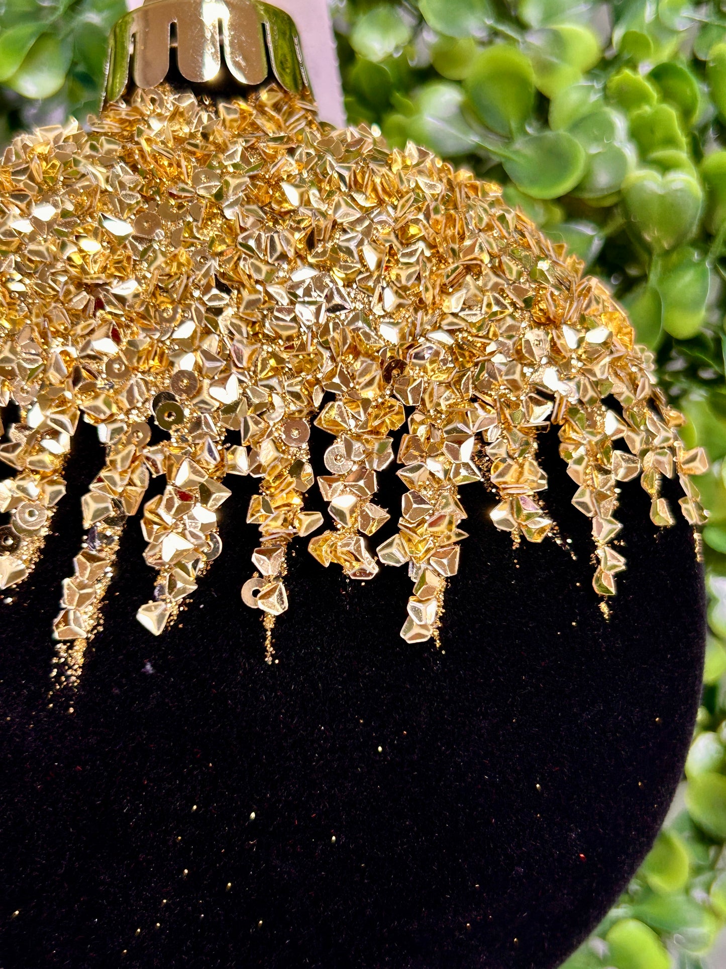4.75 Inch Black And Gold Flocked Sequin 2D Ball Ornament