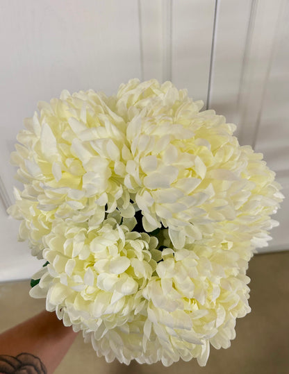 12 Inch Cream Ball Mum Bush