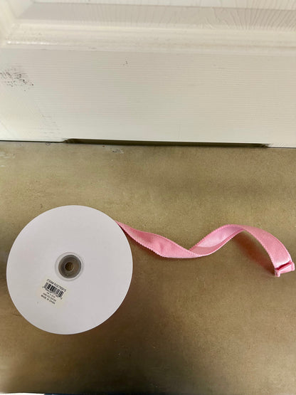 7/8 Inch By 10 Yard Light Pink Deluxe Velvet With Satin Backing Ribbon