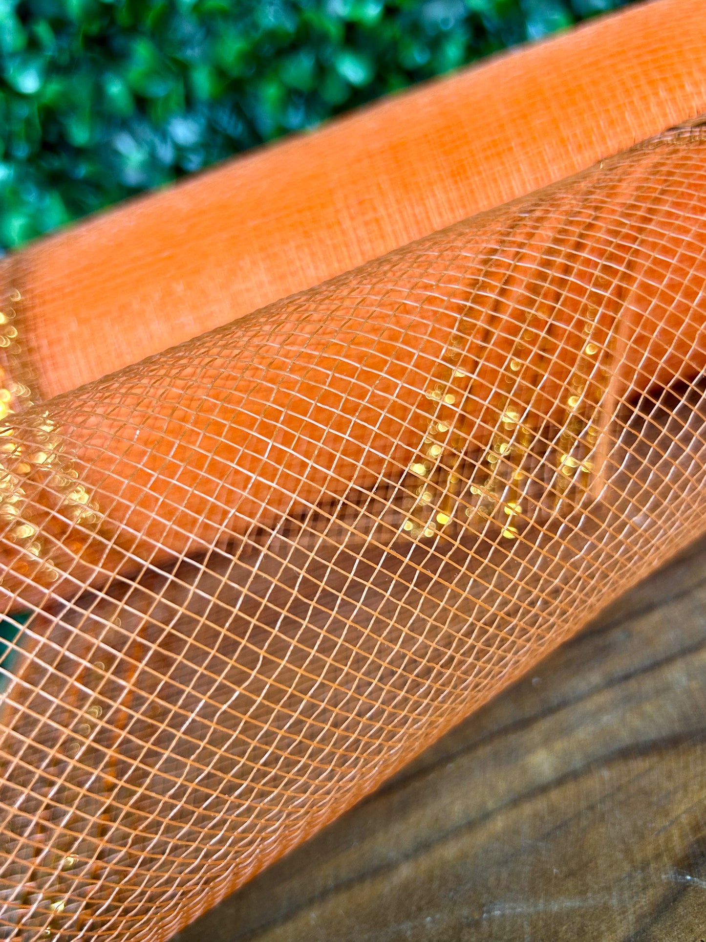 10.25 Inch By 10 Yard Orange Tinsel And Foil Wide Border Mesh