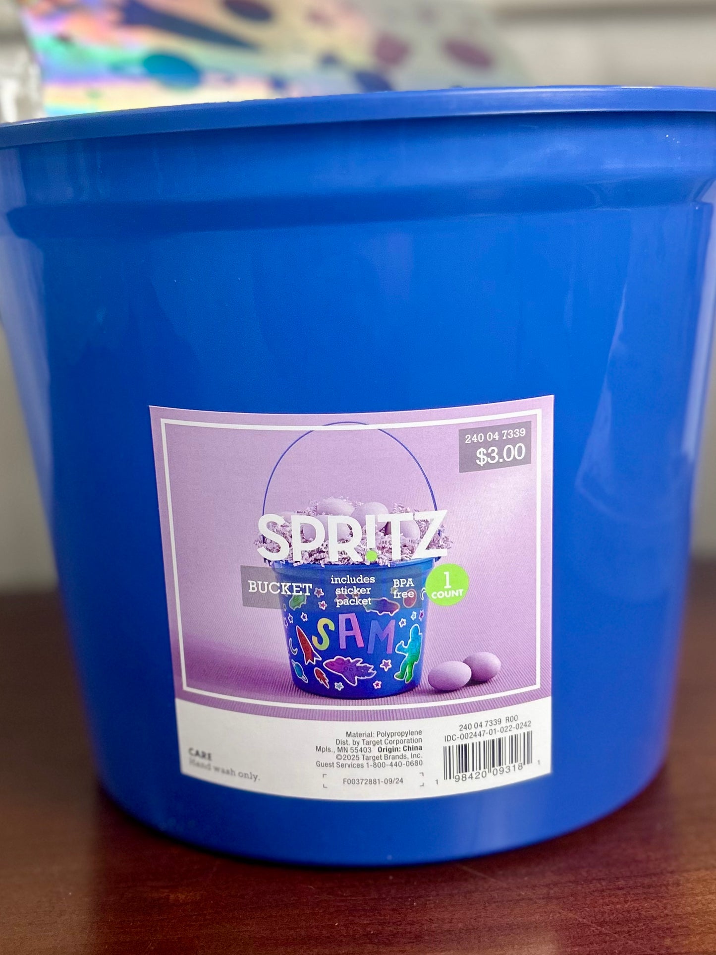 Spritz Bucket With Stickers