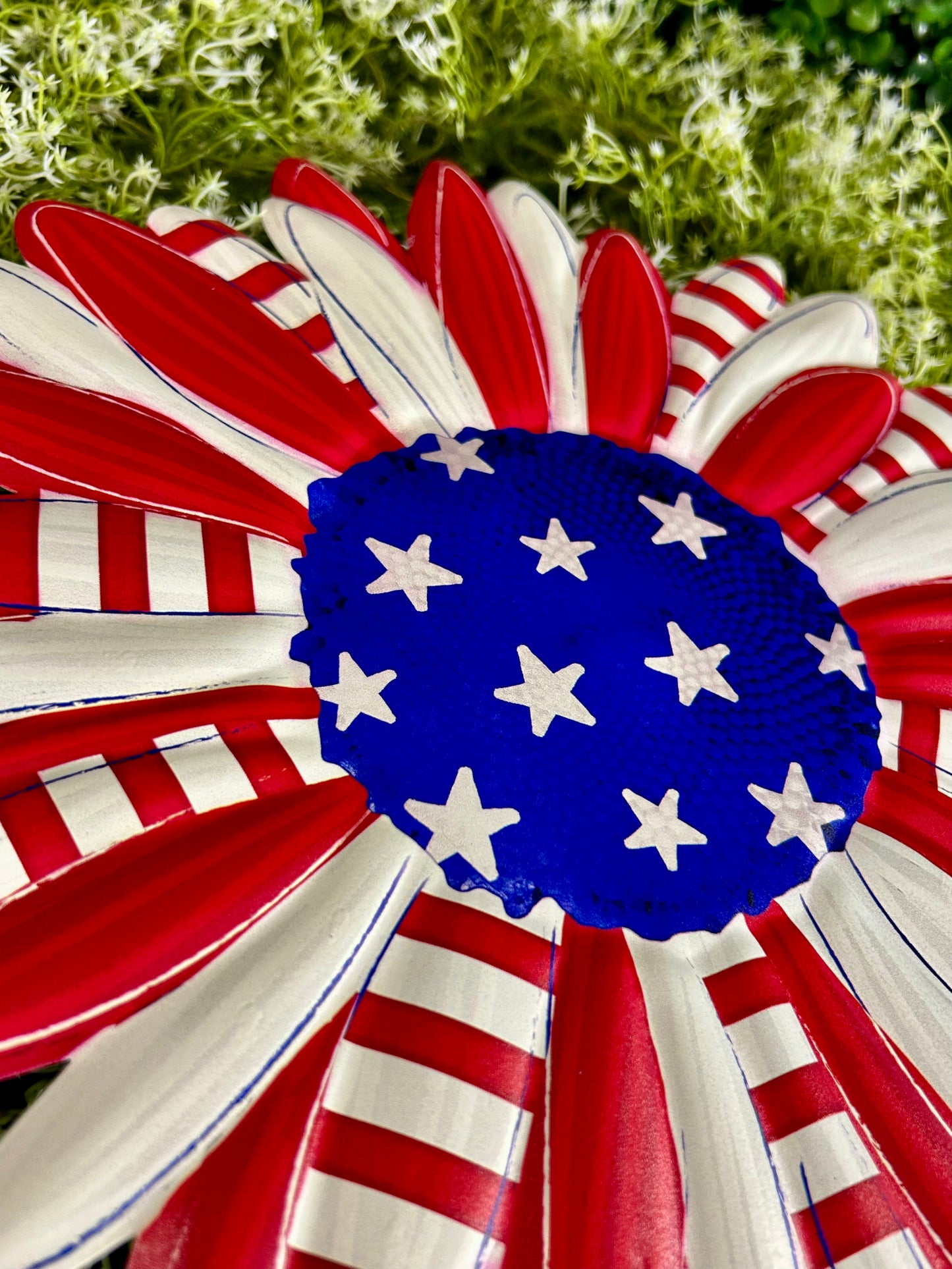 12 Inch Red White And Blue Metal Patriotic Flower Sign