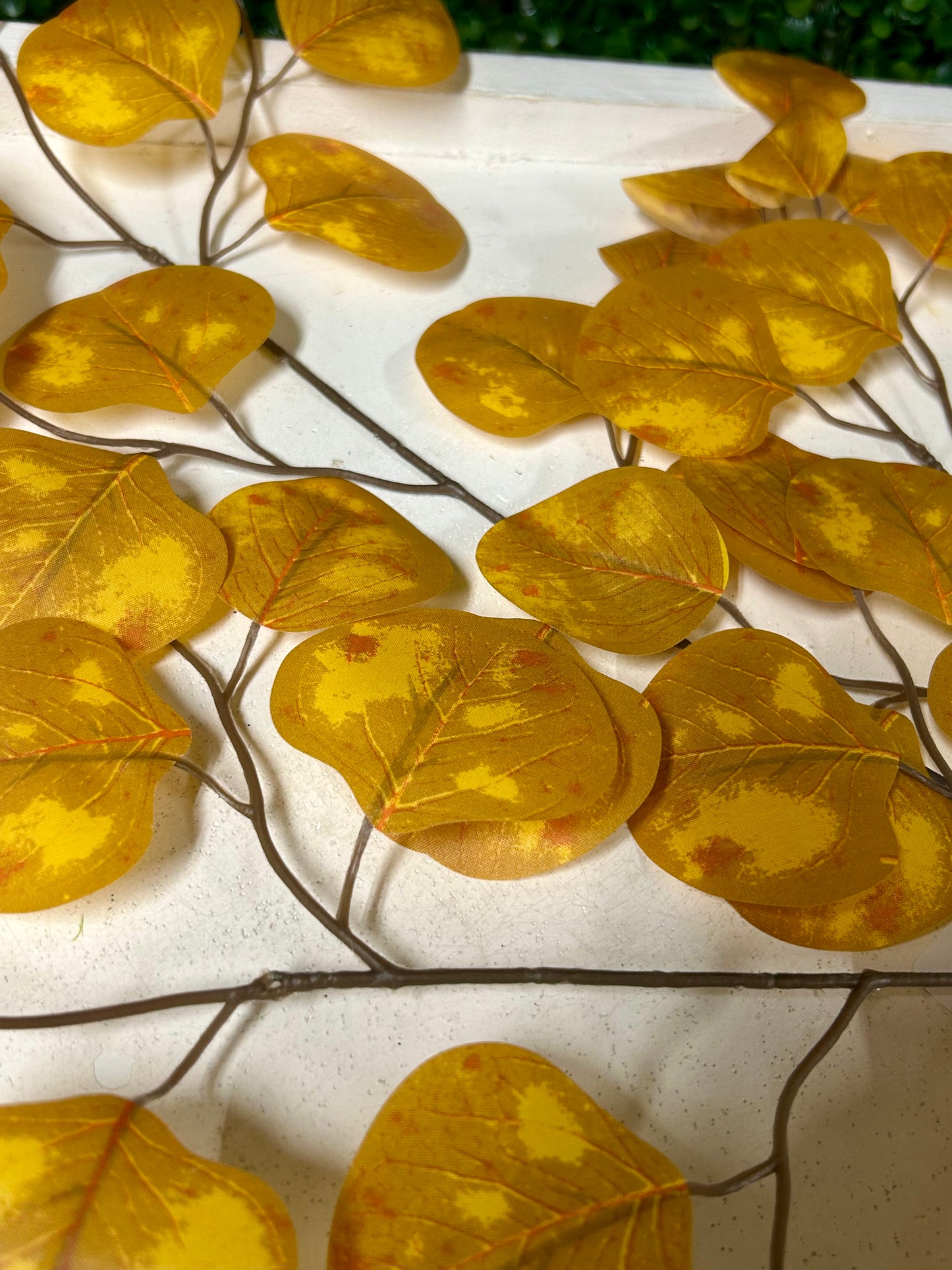27 Inch Mustard Apple Leaf Spray