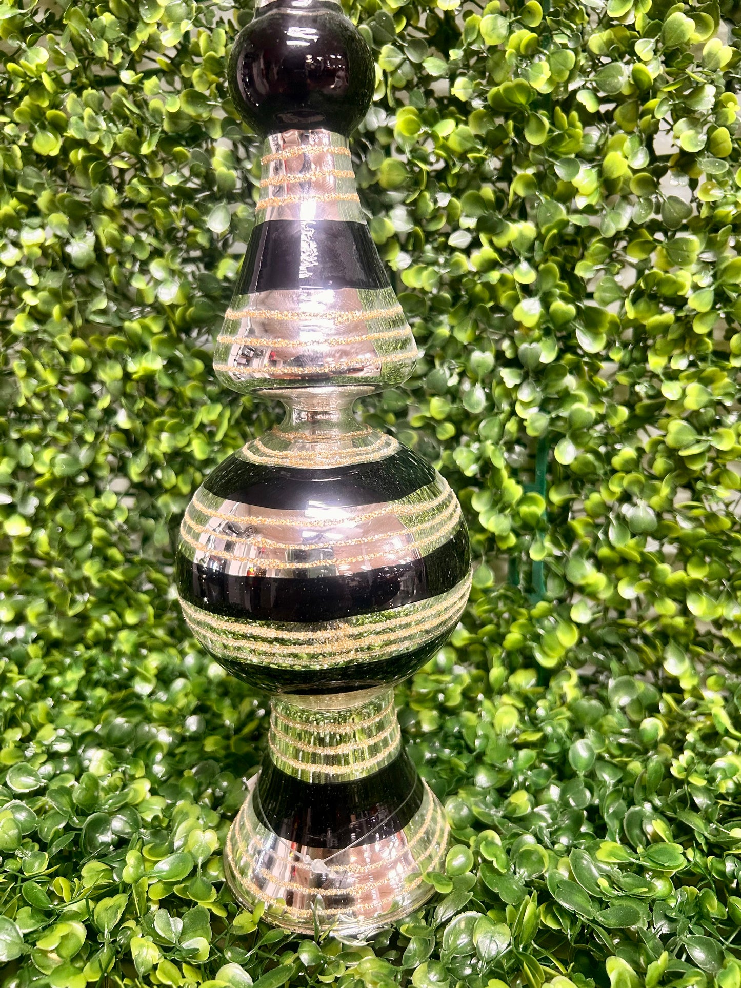 16 Inch Glittered Black And Silver Glass Finial