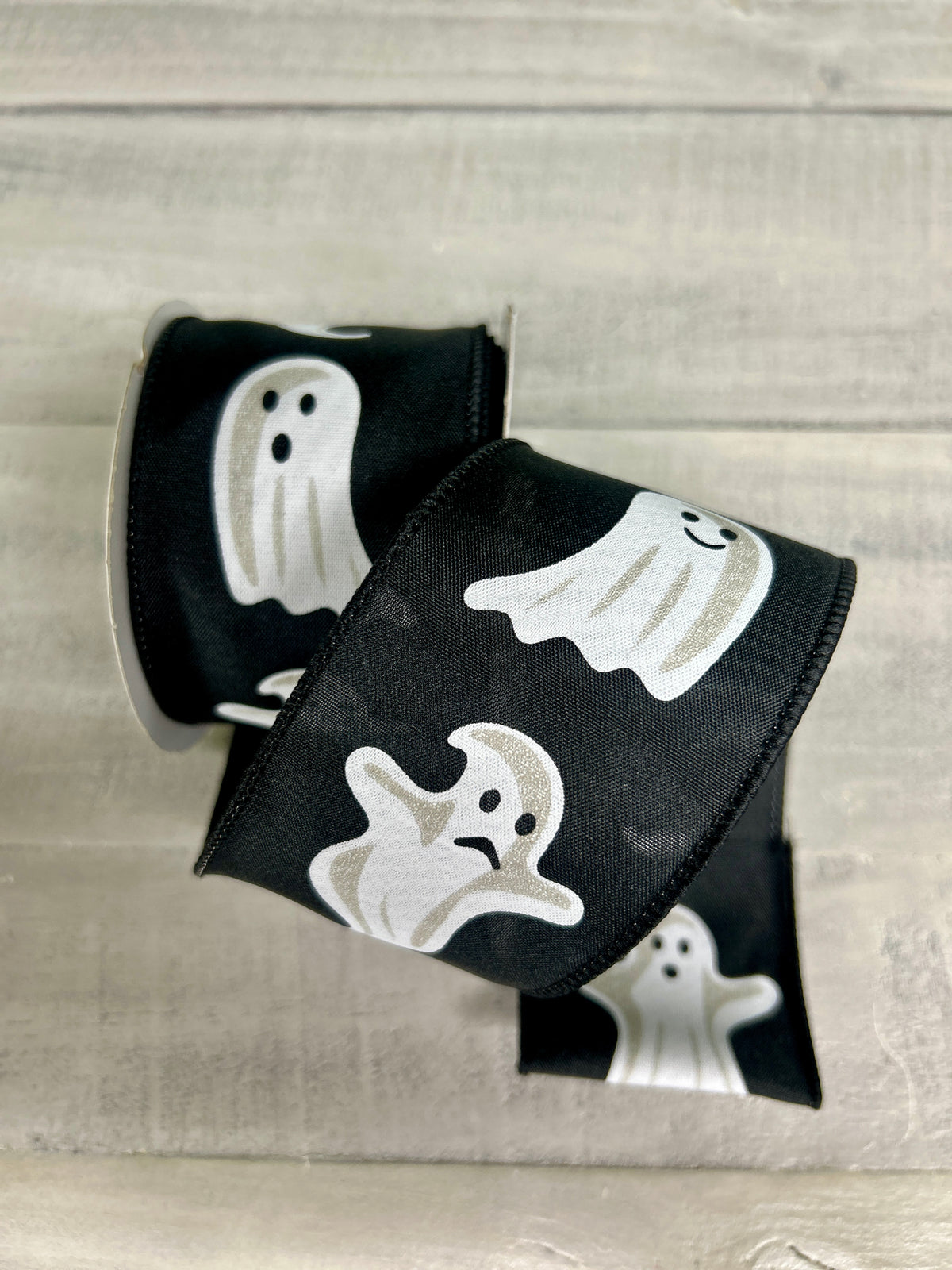 2.5 Inch By 10 Yard Black And White Ghosts Ribbon