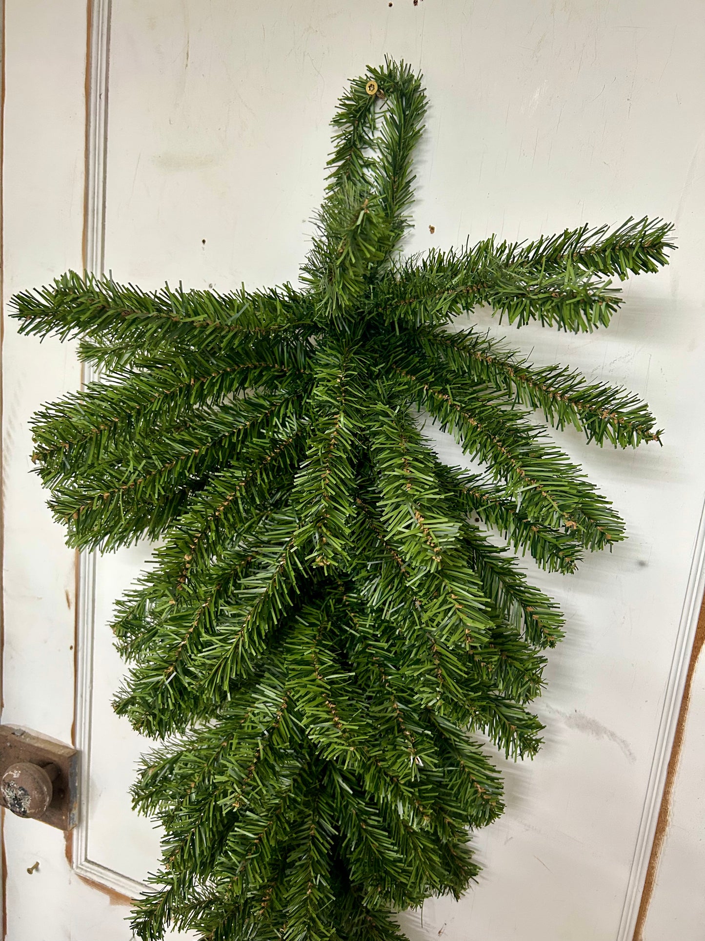 32 Inch Canadian Pine Teardrop