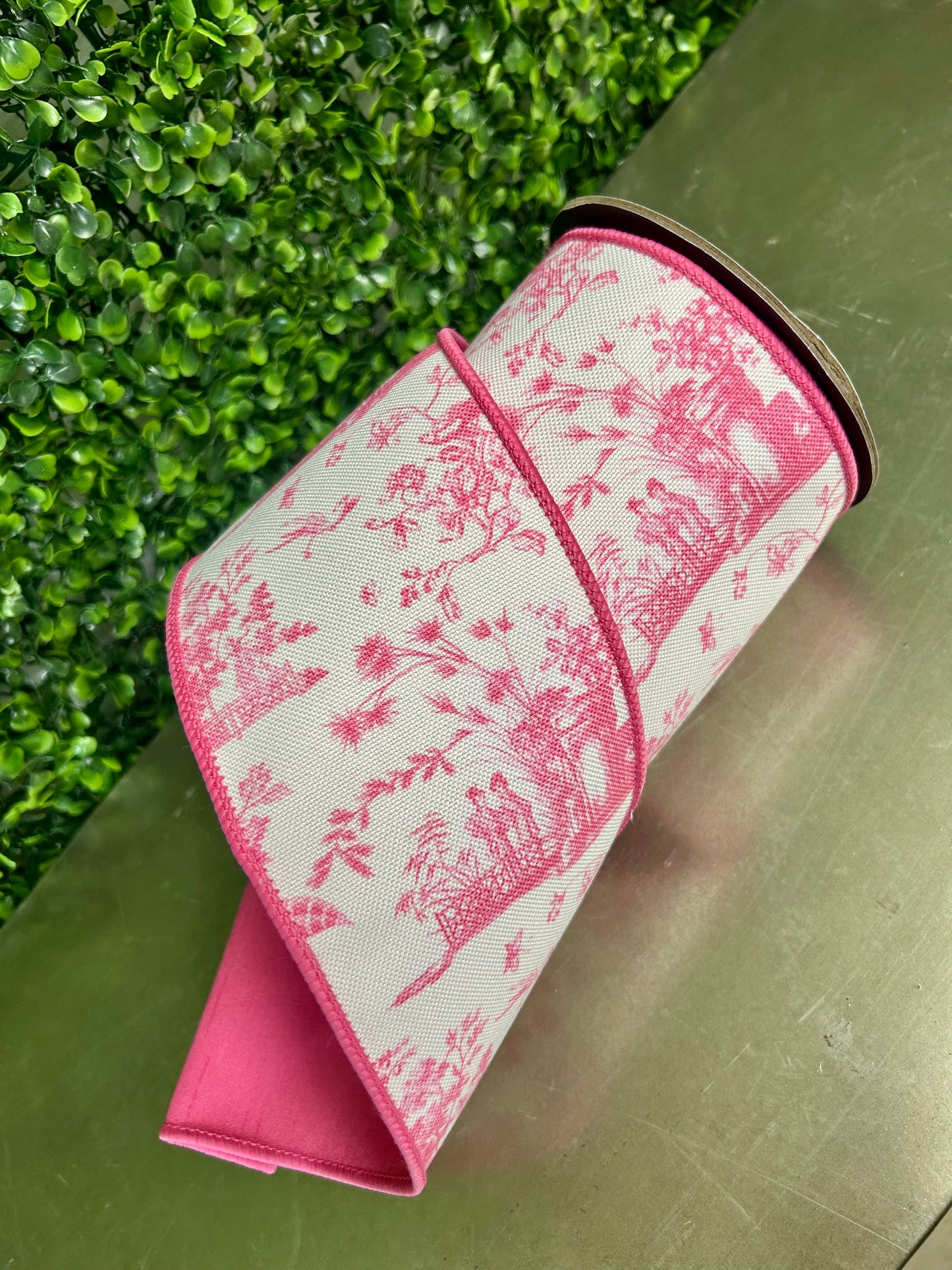 4 Inch By 5 Yard Pink And White Asian Vista Chinoiserie Wired Ribbon