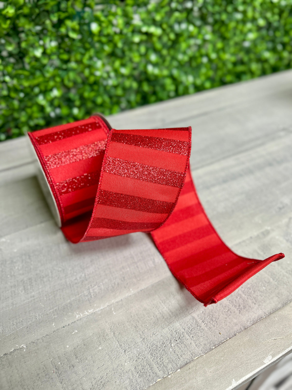 2.5 Inch By 10 Yard Red Horizontal Glitter Stripe Ribbon