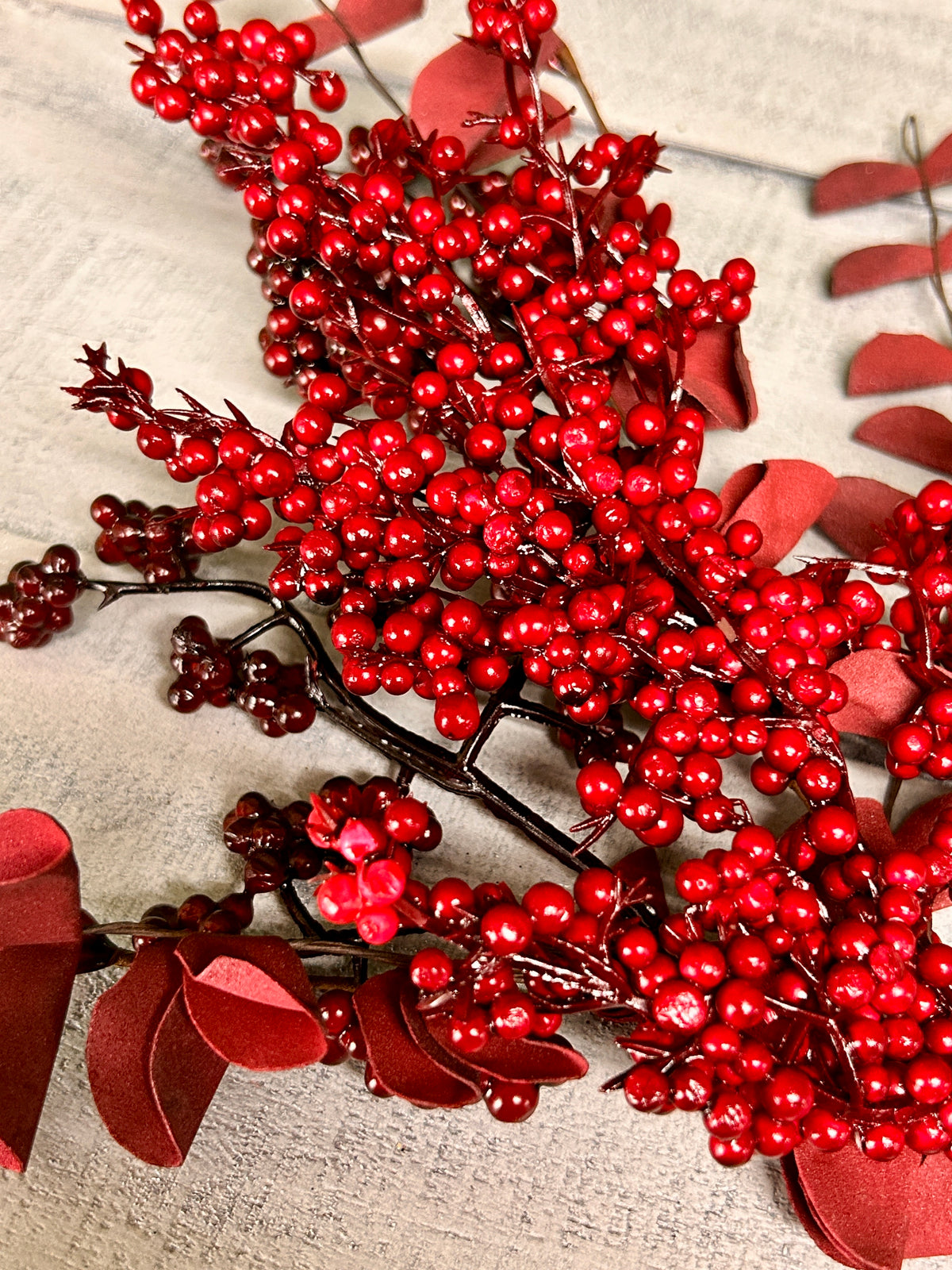 18 Inch Burgundy And Red Mixed Berry Boxwood Spray