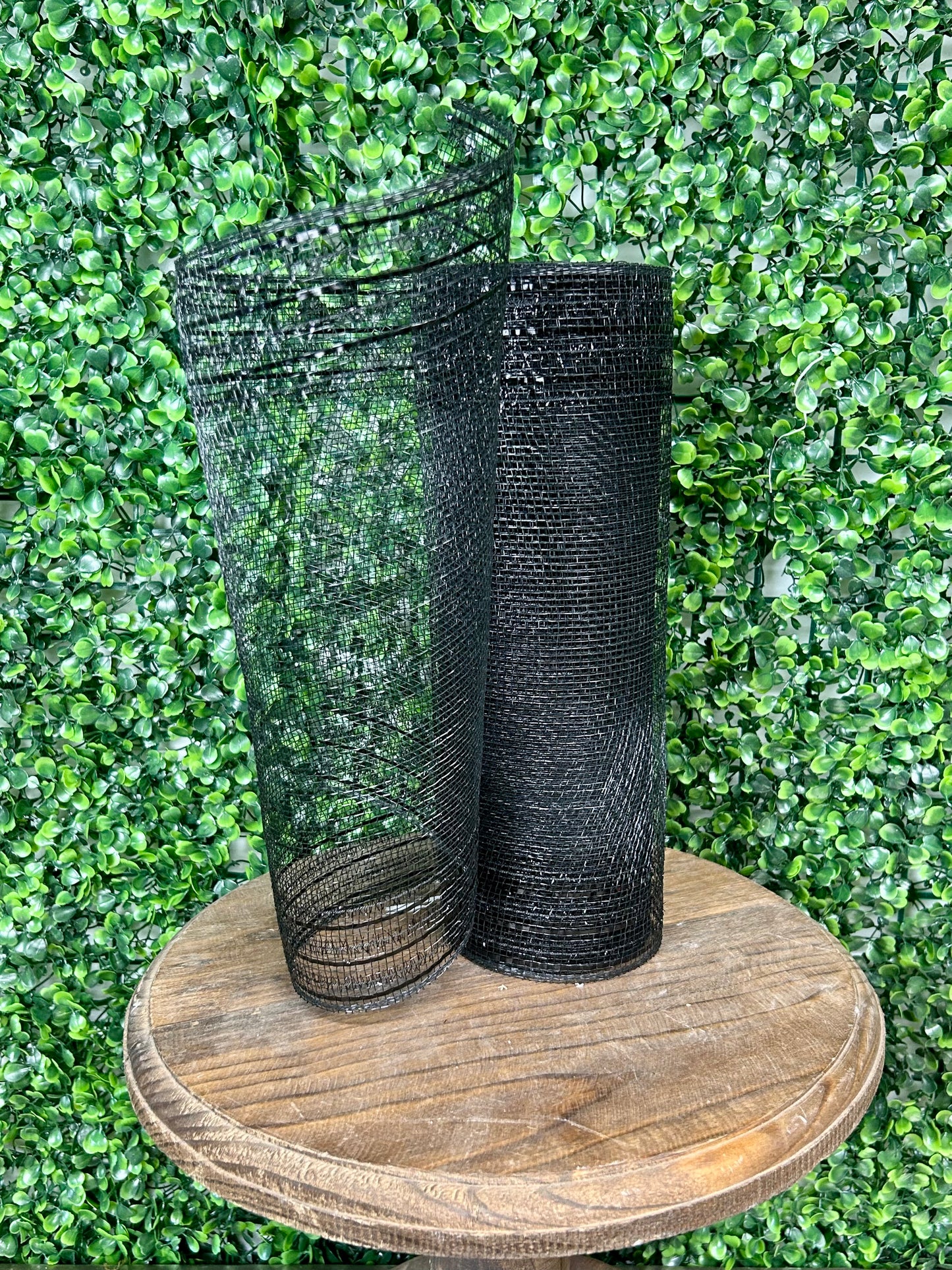 10.25 Inch By 10 Yard Black Tinsel And Foil Wide Border Mesh