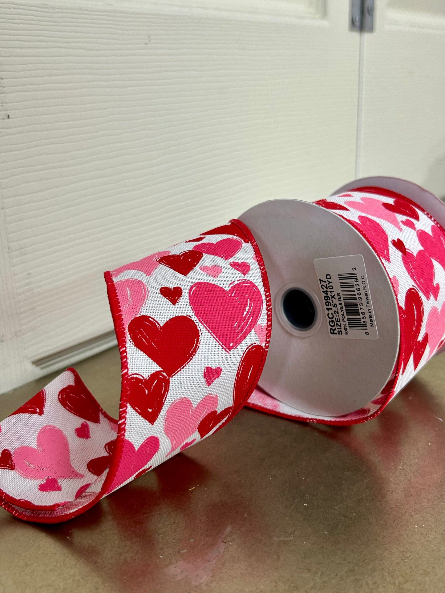 2.5 Inch By 10 Yard Hand Drawn Hearts Ribbon