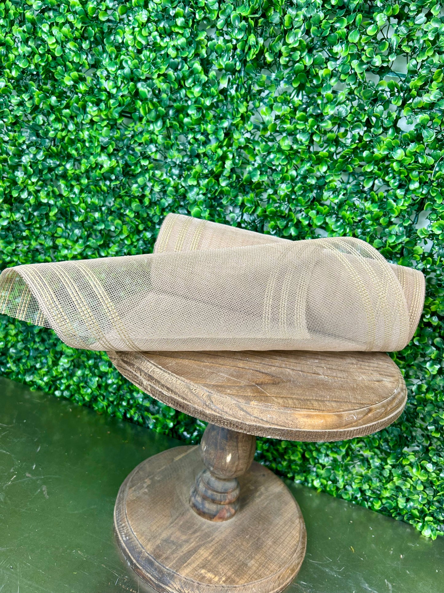 10.25 Inch By 10 Yard Natural Fine Weave Border Stripe Mesh