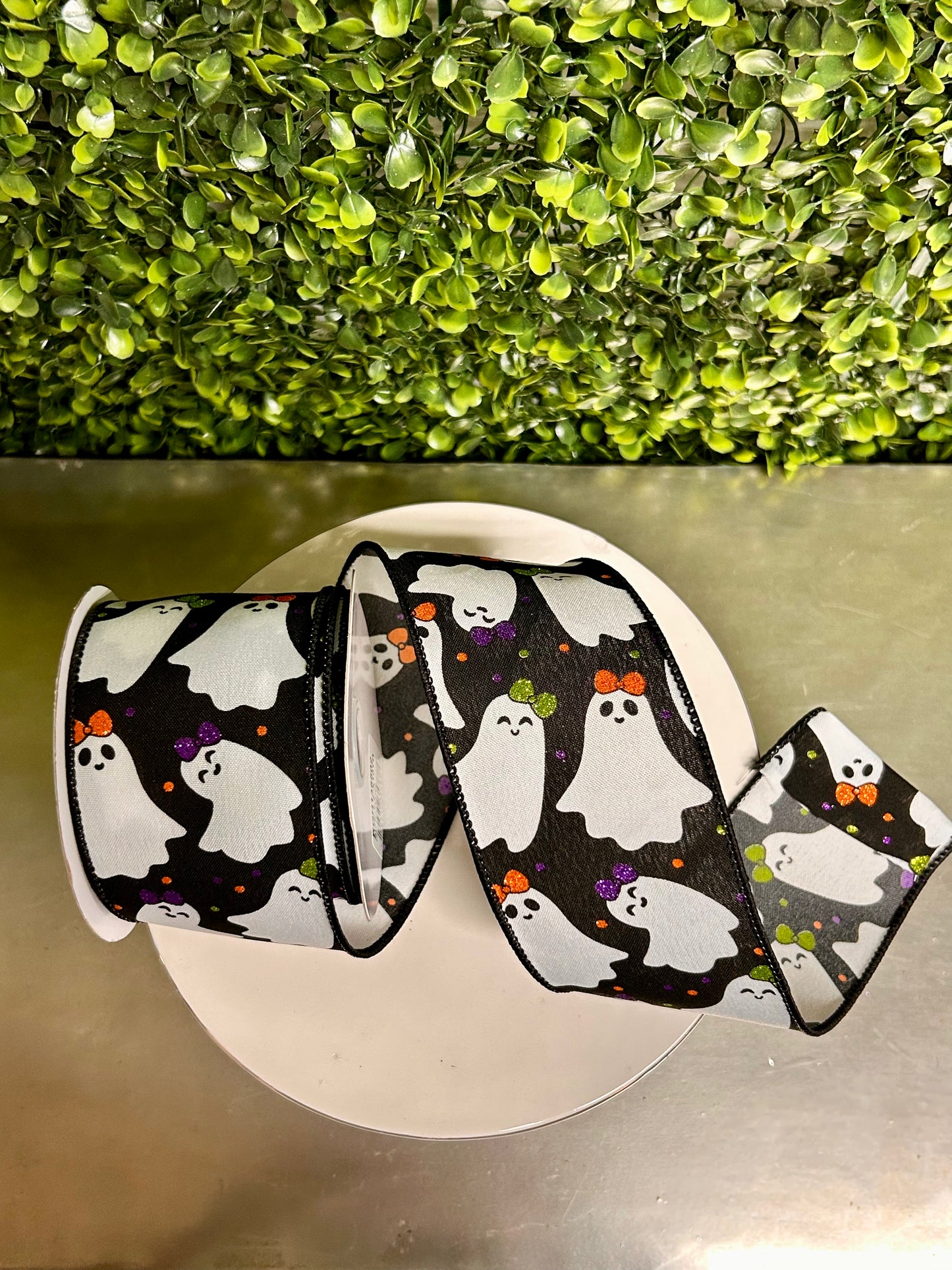 2.5 Inch By 10 Yard Ghosties With Bows Ribbon