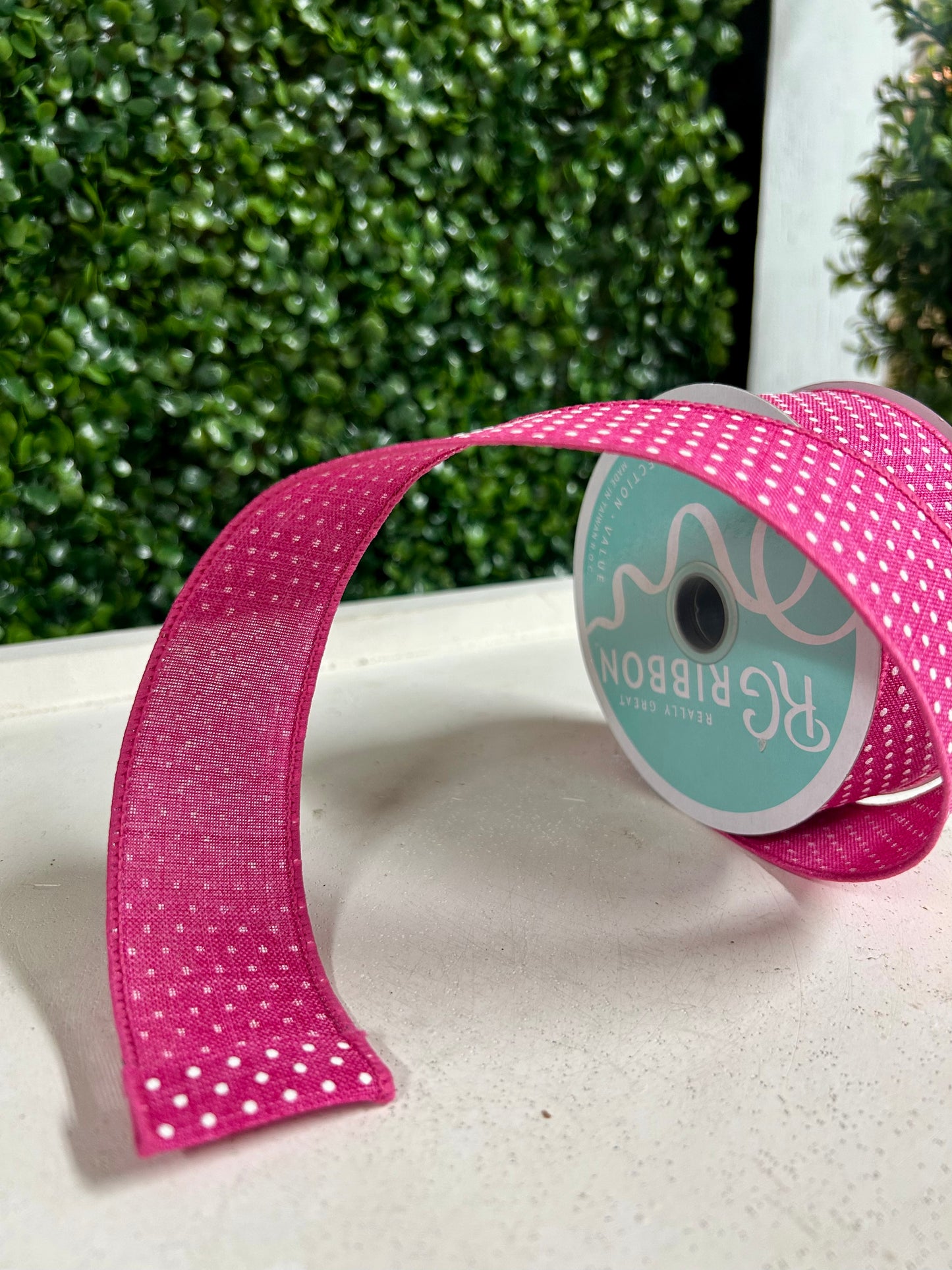 1.5 Inch By 10 Yard Fuchsia And White Raised Swiss Dots On Royal Ribbon