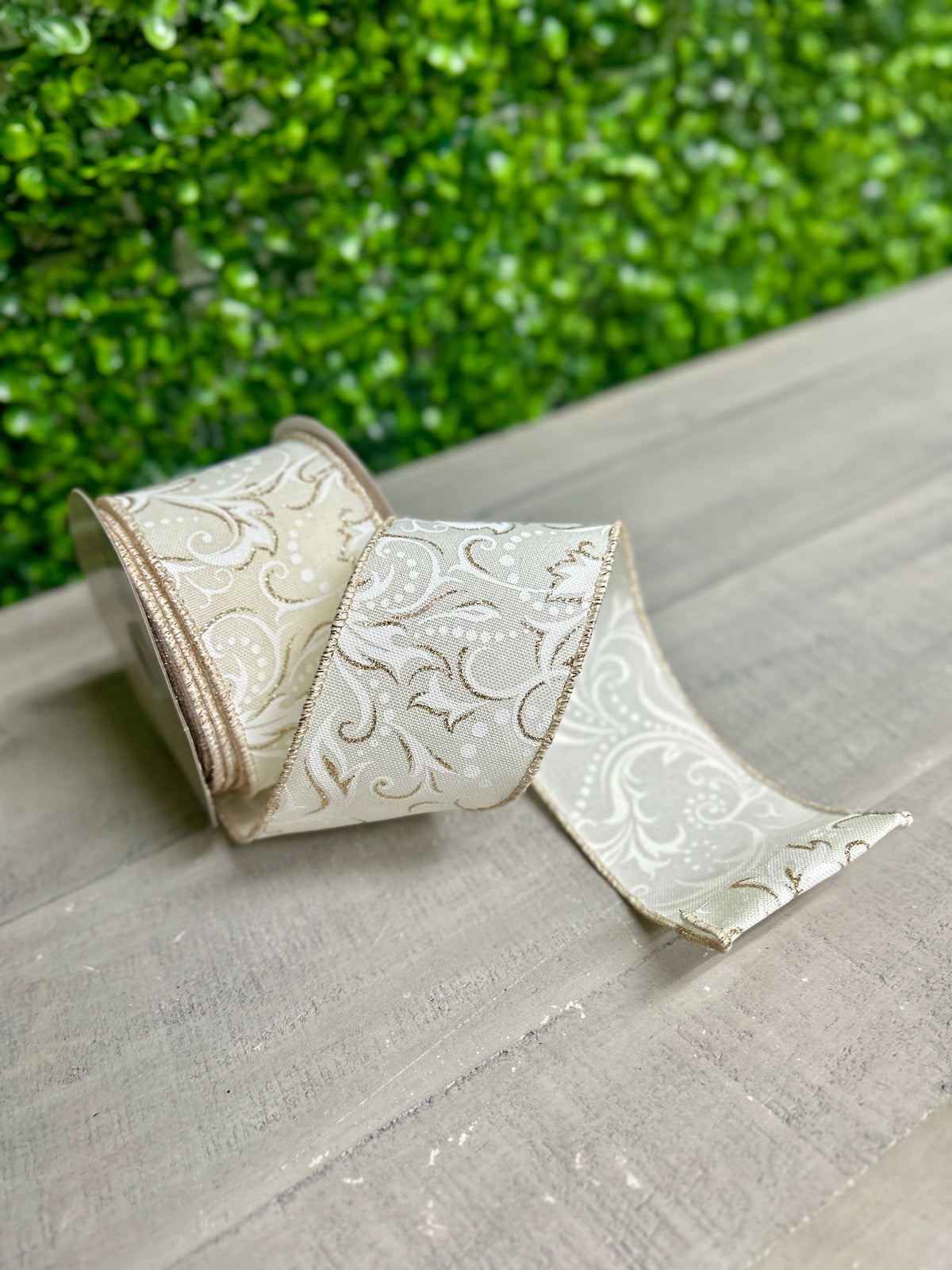 2.5 Inch By 10 Yard Ivory And White Leaf Filagree With Polka Dot Ribbon