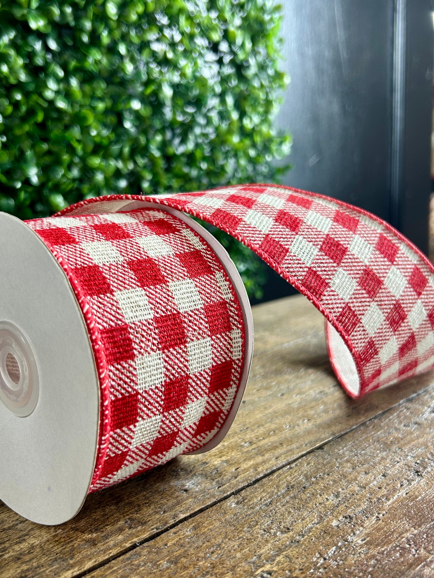 2.5 Inch By 10 Yard Red And White Gingham Twill Ribbon