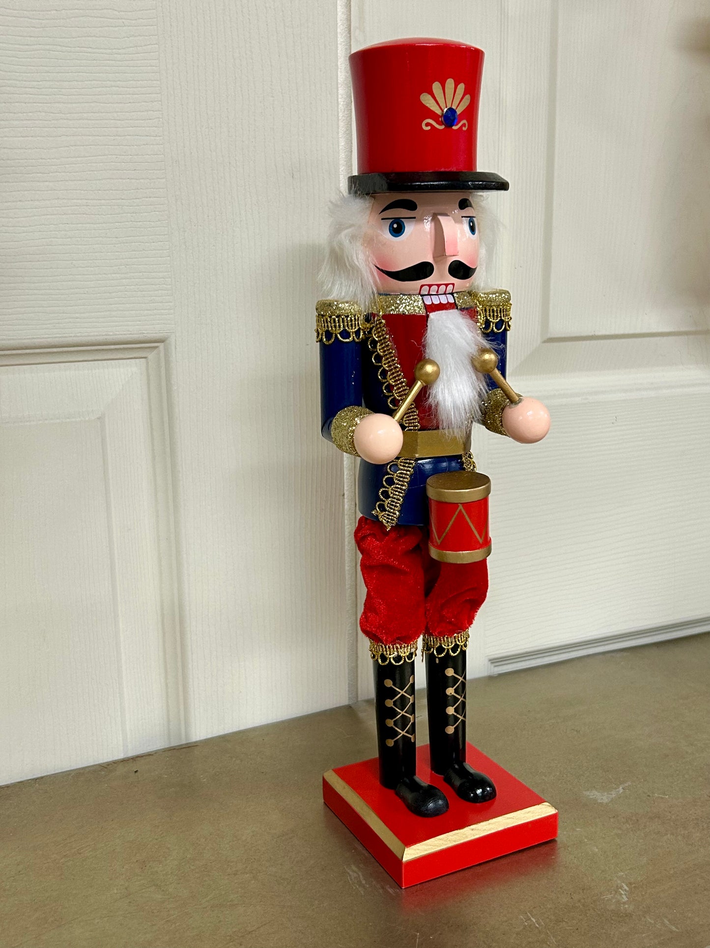 15 Inch Wood Nutcracker Two Styles