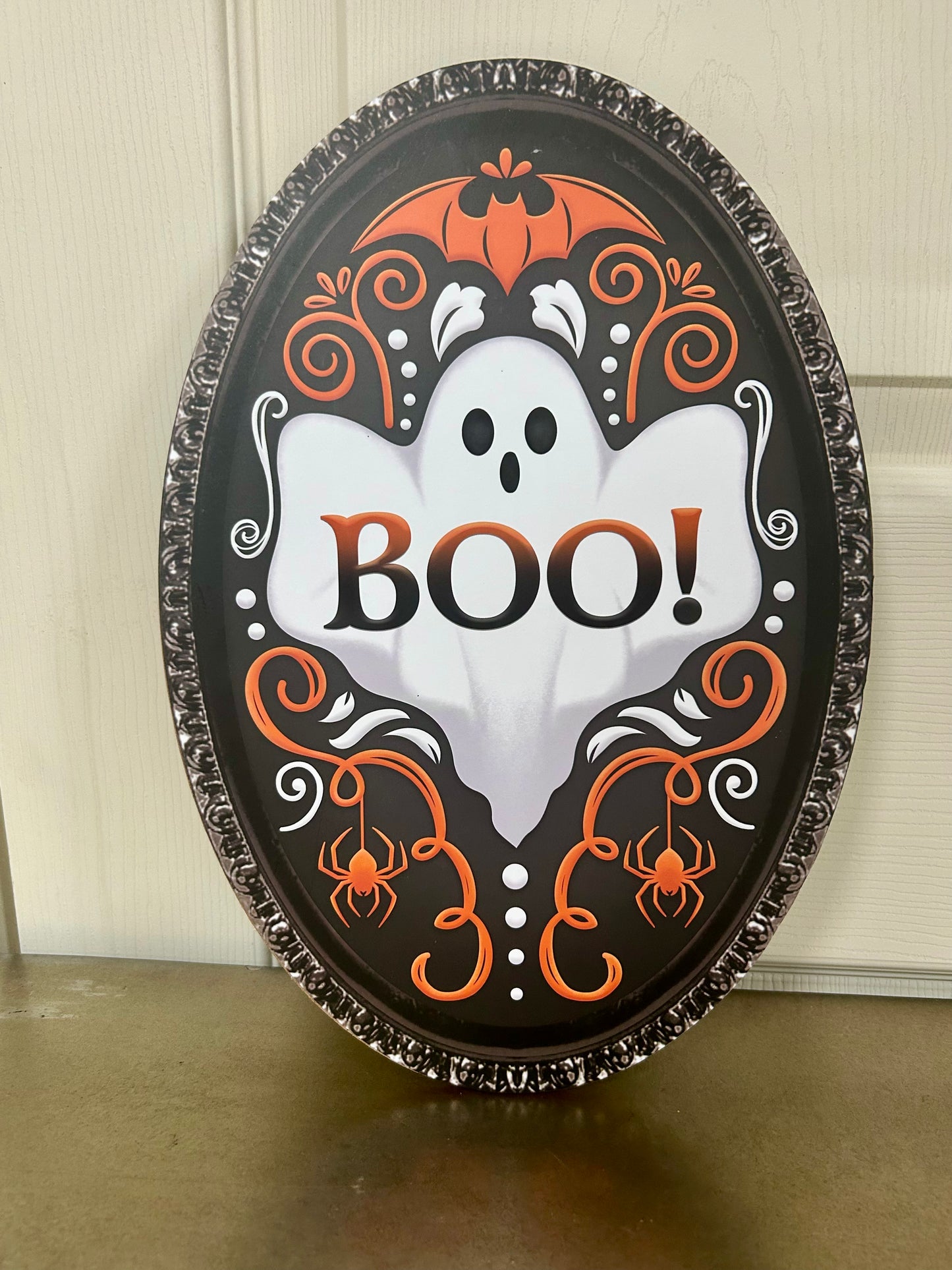 13 Inch Ghost "BOO" Oval Wood Sign