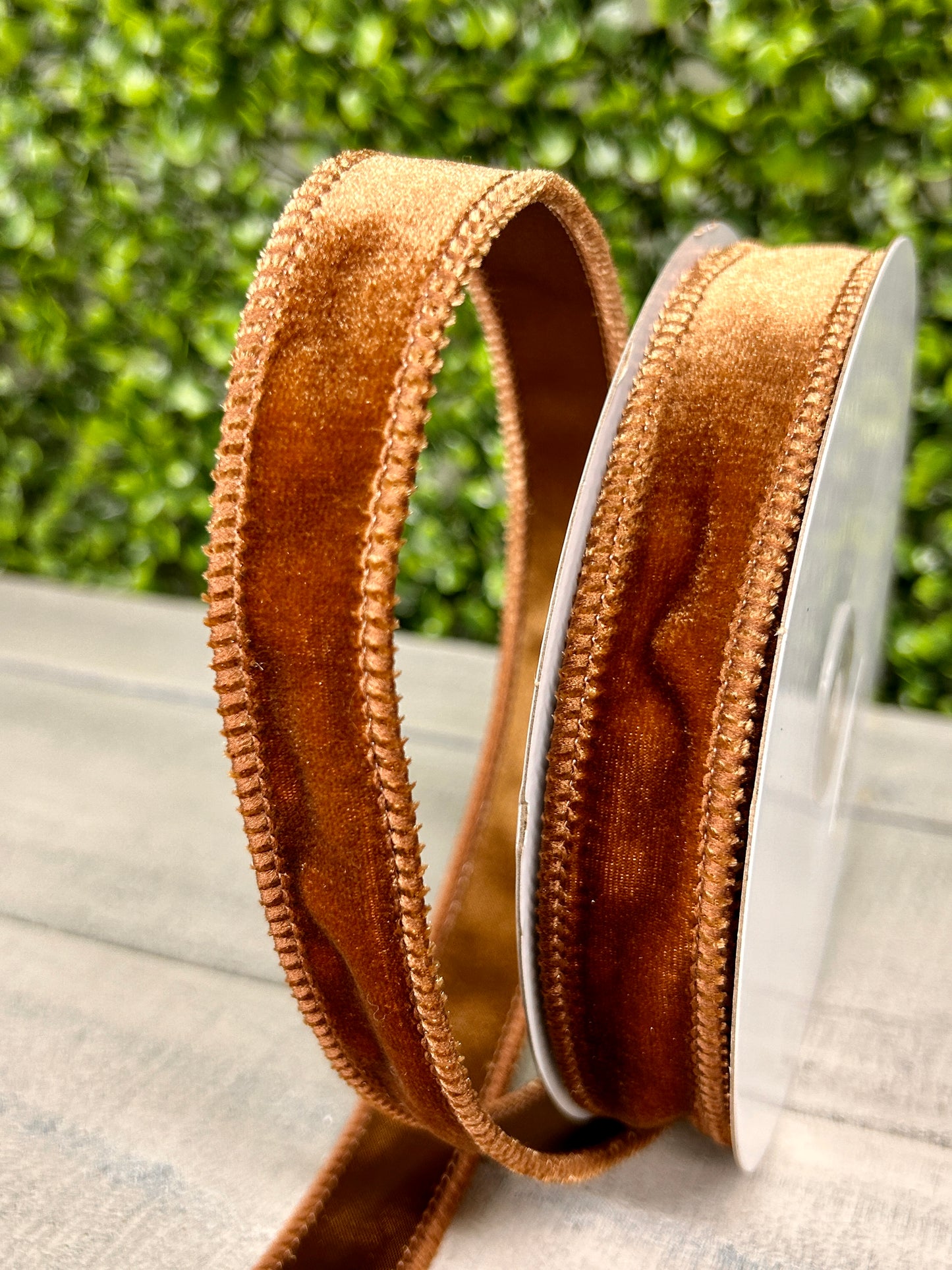 7/8 Inch By 10 Yard Chocolate Deluxe Velvet With Satin Backing Ribbon