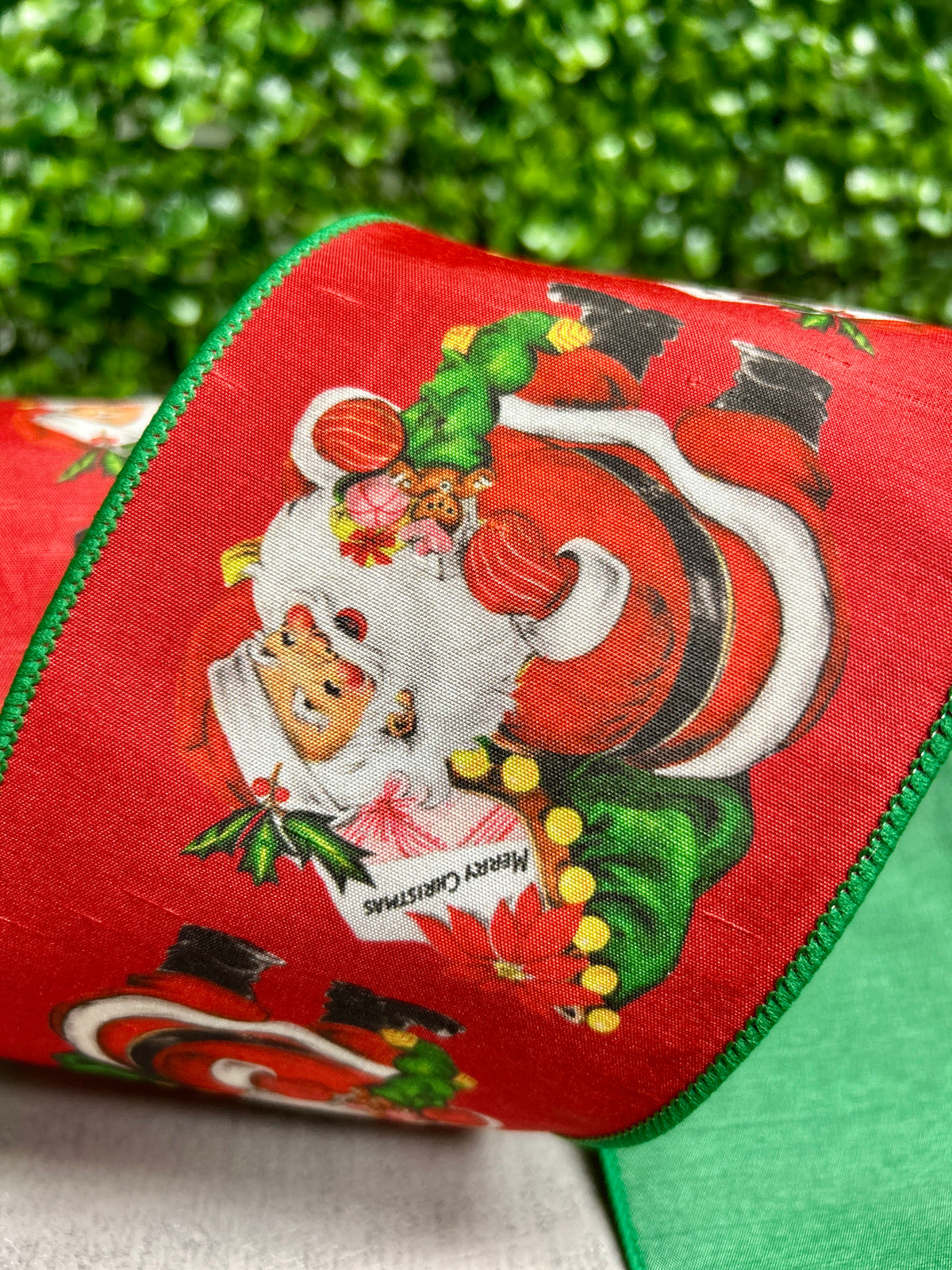 4 Inch By 10 Yard Retro Santa With Green Backing Ribbon