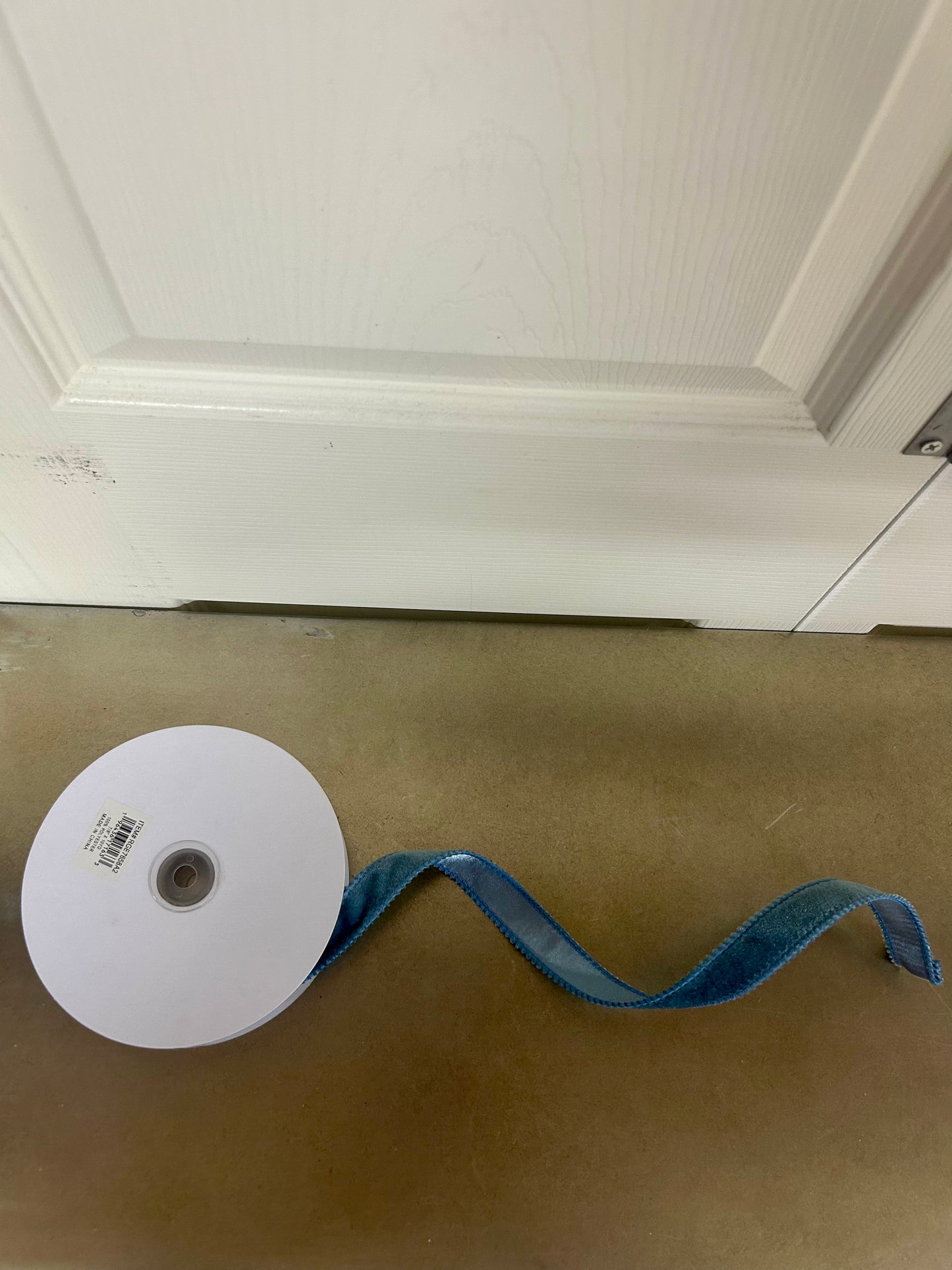 7/8 Inch By 10 Yard Smoke Blue Deluxe Velvet With Satin Backing Ribbon