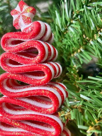 5 Inch Red And White Acrylic Ribbon Candy Tree Ornament