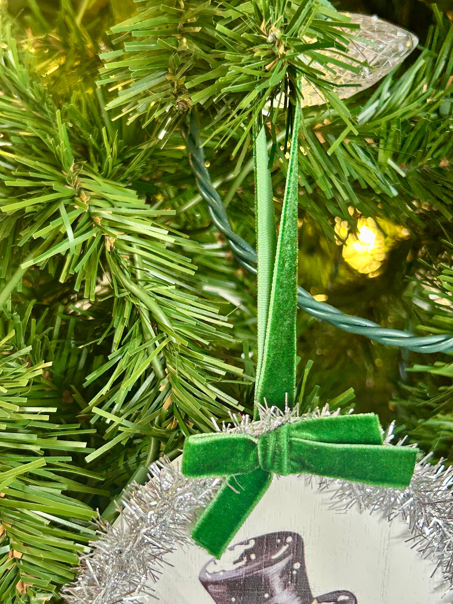 6 Inch Tinsel Oval Ornament Two Styles