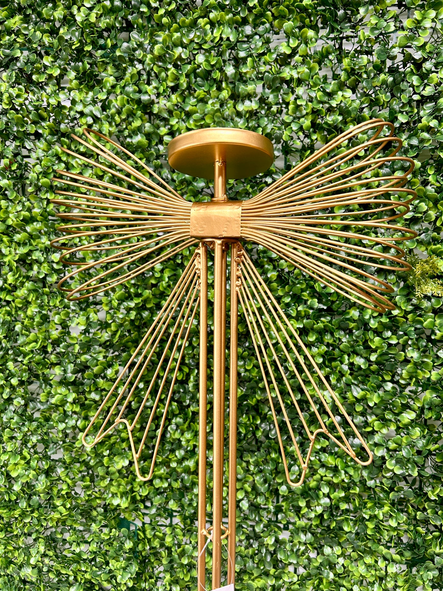 Metal Gold Standing Bow Candle Holder