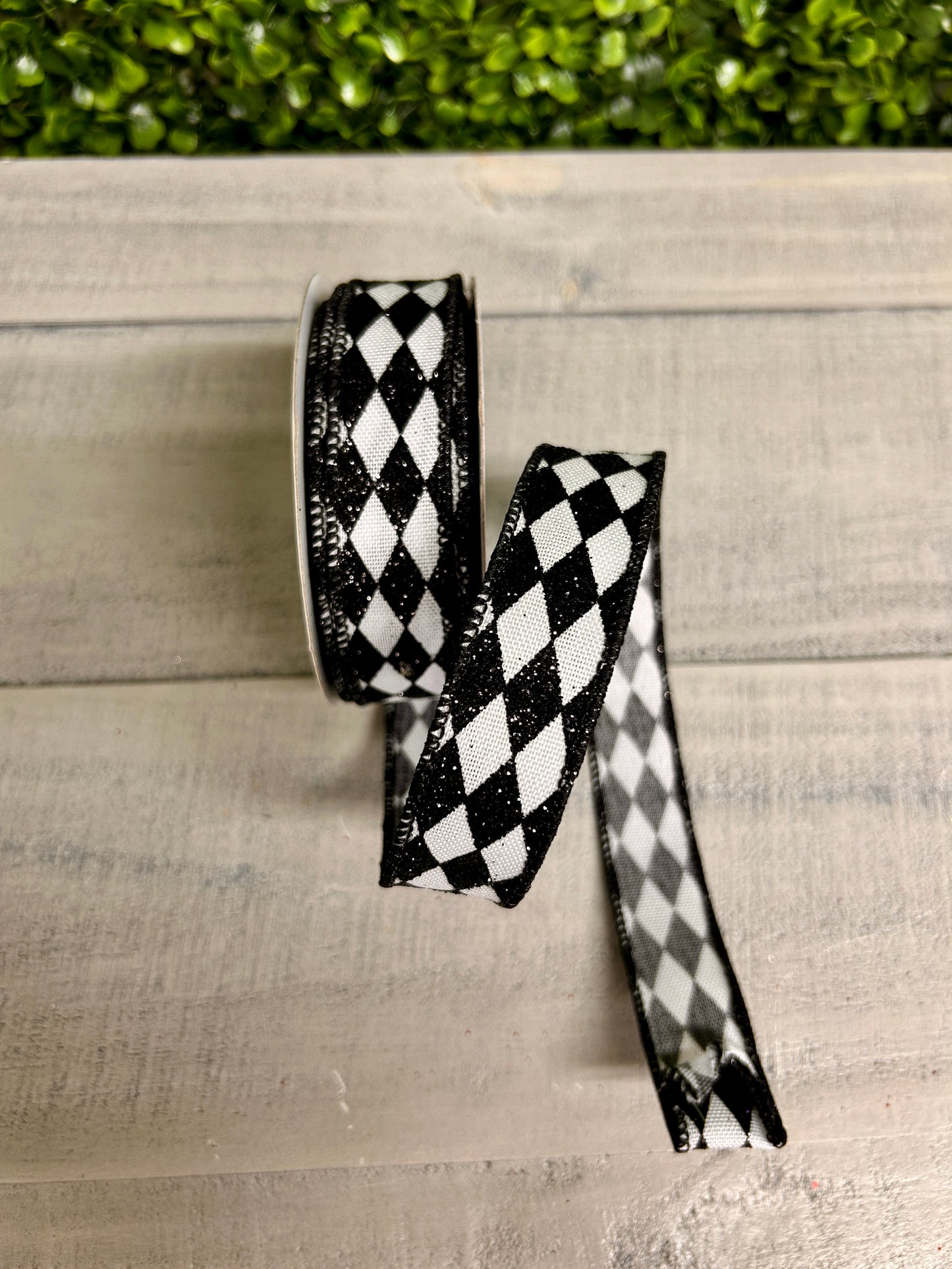 7/8 Inch By 10 Yard Black And White Glitter Harlequin Ribbon